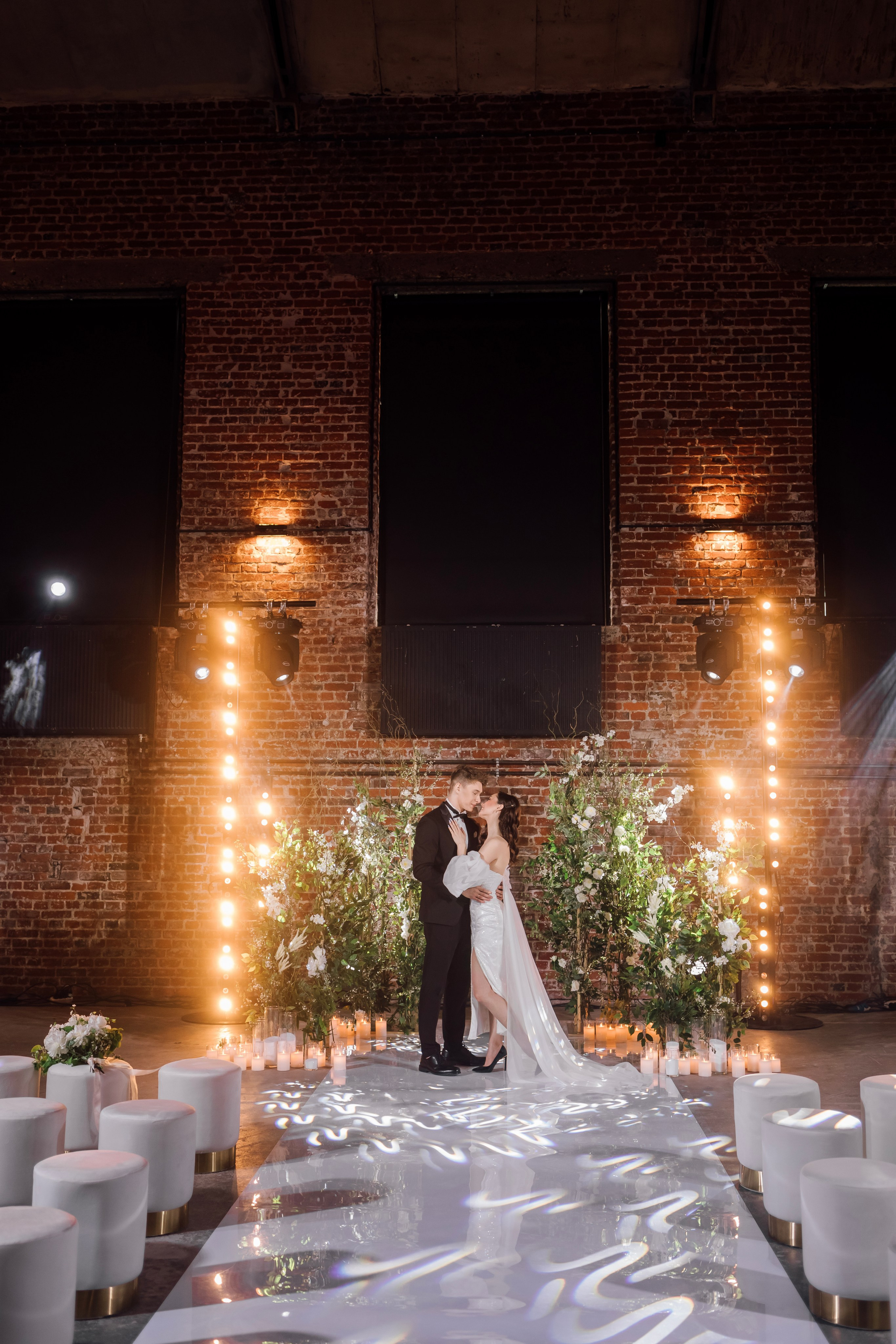 Мария и Алексей. Лофт. Свадебный и семейный фотограф в Москве Евгения Лисина