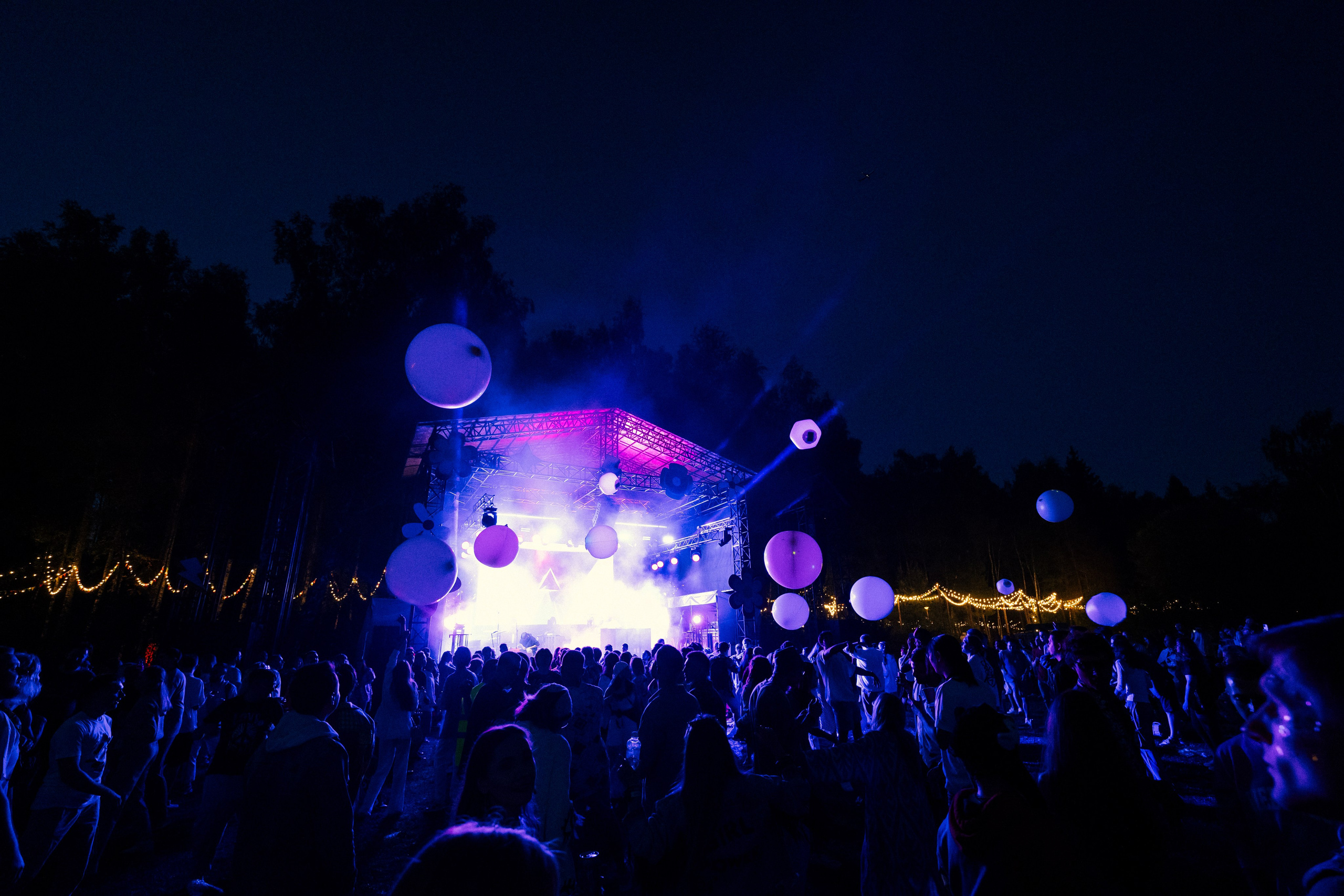 Avito. Anastasiia Maximovа, film & digital photographer. Barcelona, Spain