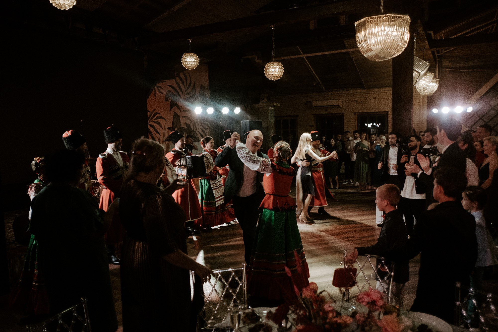 Позовем всех?. Свадебный фотограф Александра Тюлякова