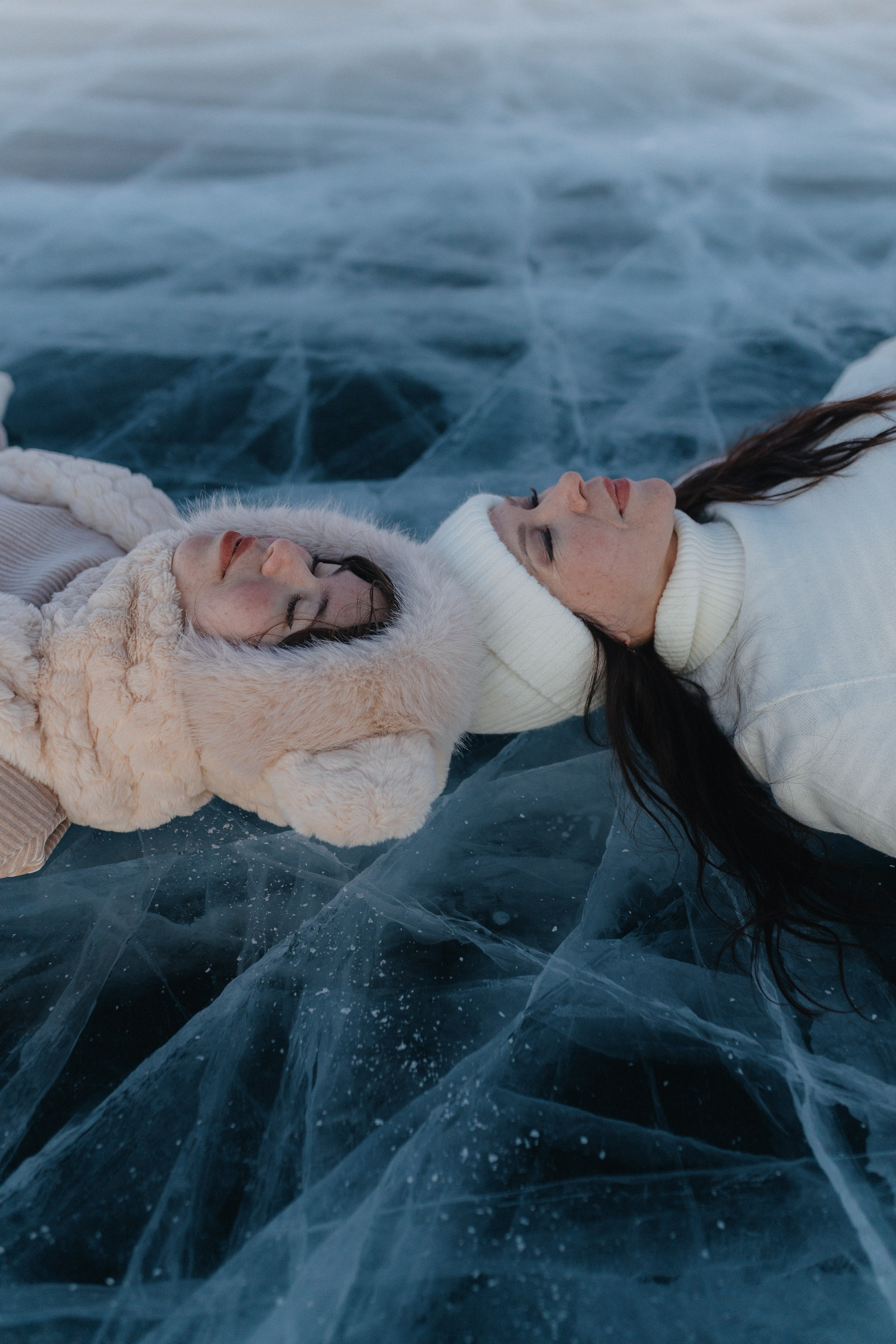 Последний день чистого льда. Фотограф Ольхон, Регина