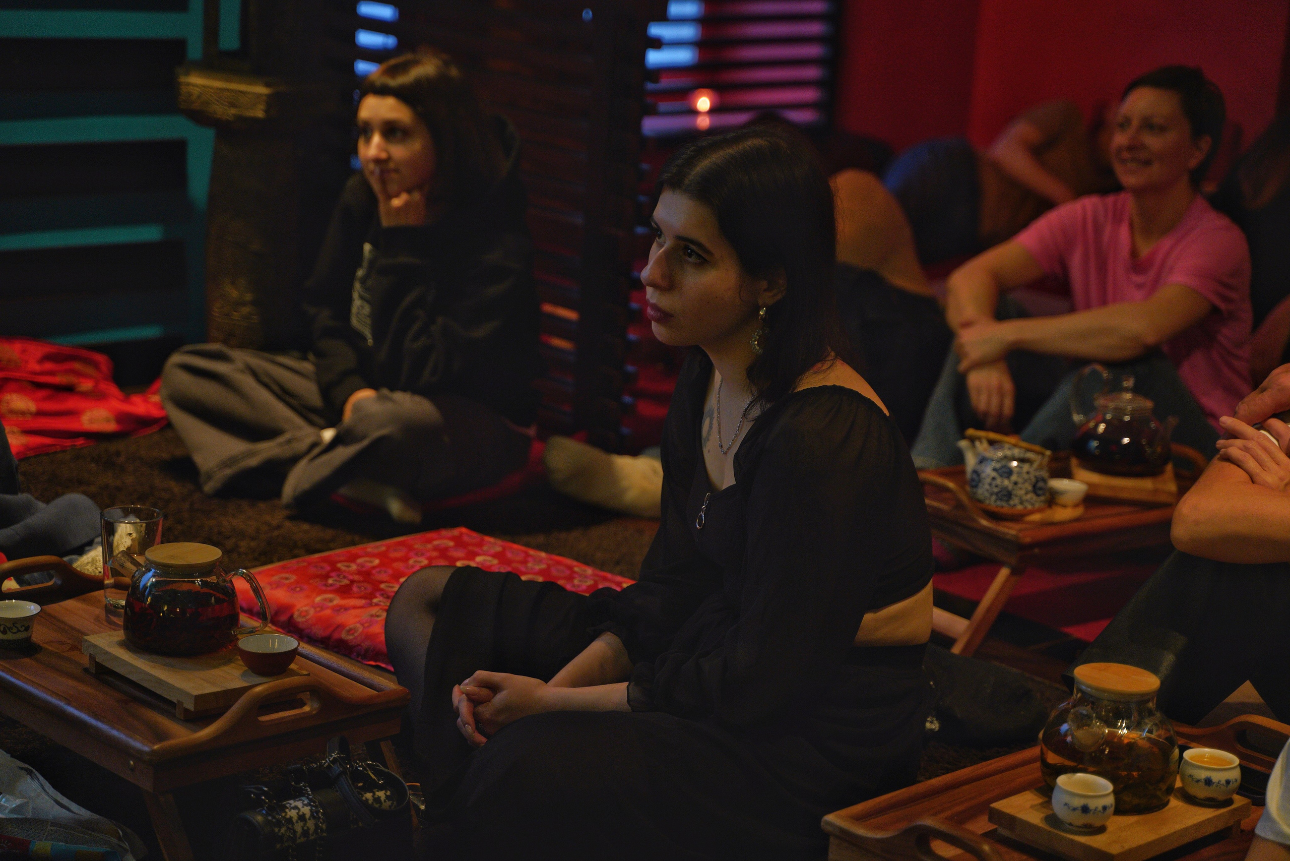 Выступление Forest jam project в Открытом в чайной Чаван. Портретный и репортажный фотограф Наталья Горобец