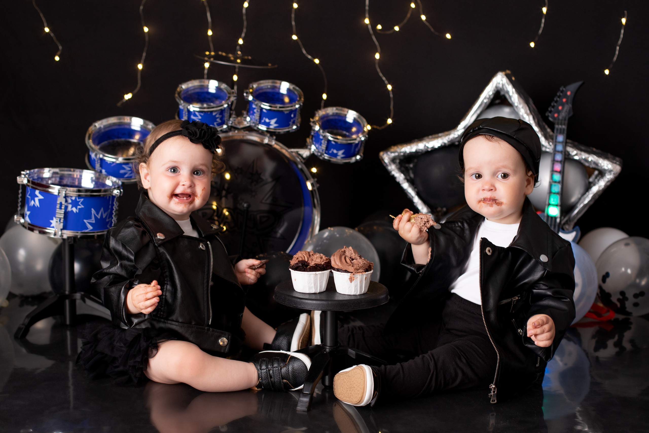 С тортиком. Фотограф новорождённых Псков