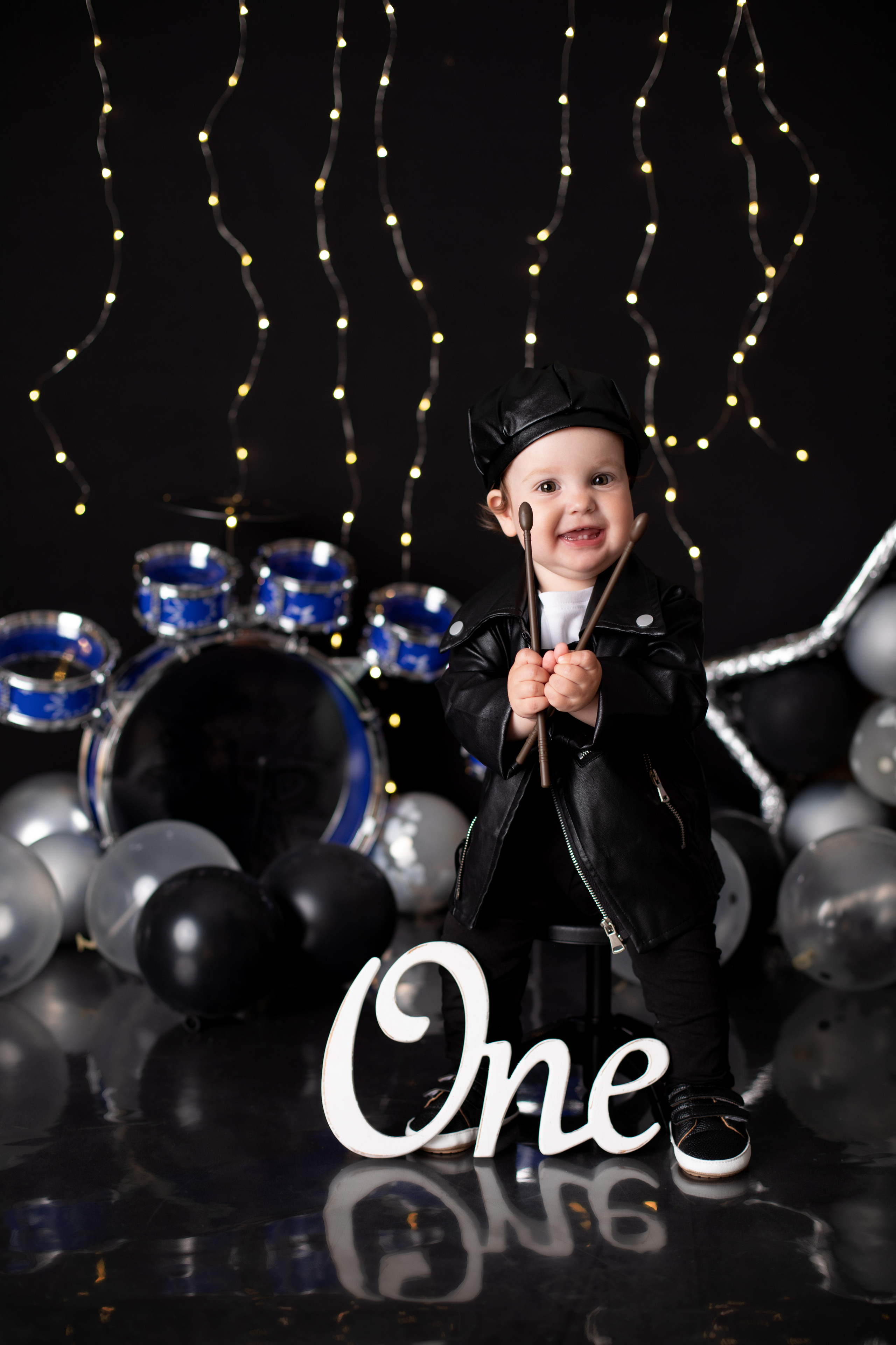 С тортиком. Фотограф новорождённых Псков