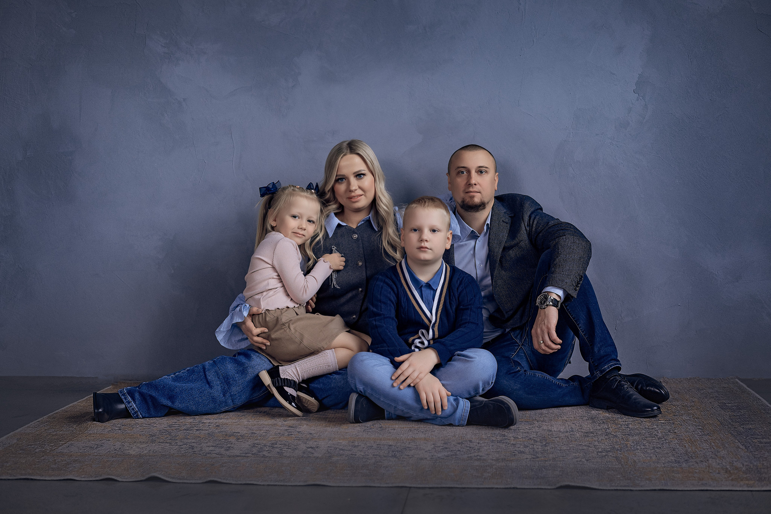 Сьемка поколений. Фотографы крещения/венчания  Красноярск Татьяна и Вячеслав Переваловы