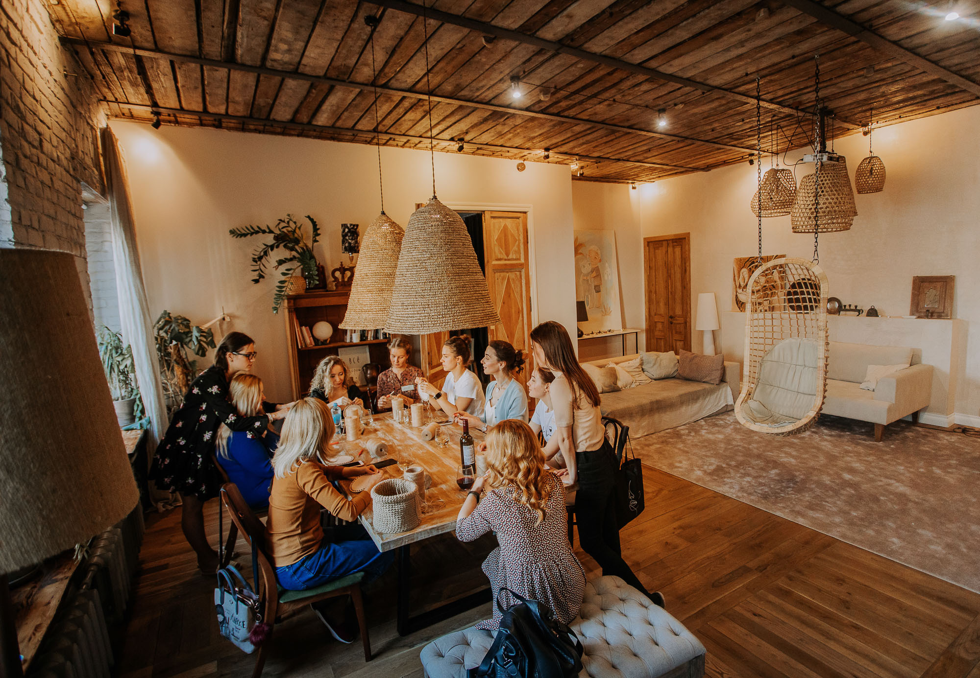 Мастер-класс по вязанию из джута в балийской квартире. Портретный и свадебный фотограф в Санкт-Петербурге Ольга Филиппова