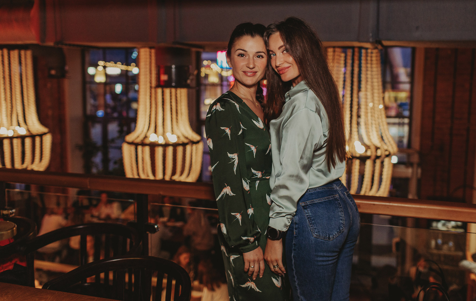 Фотосопровождение на арт-бранчах и выставках. Портретный и свадебный фотограф в Санкт-Петербурге Ольга Филиппова