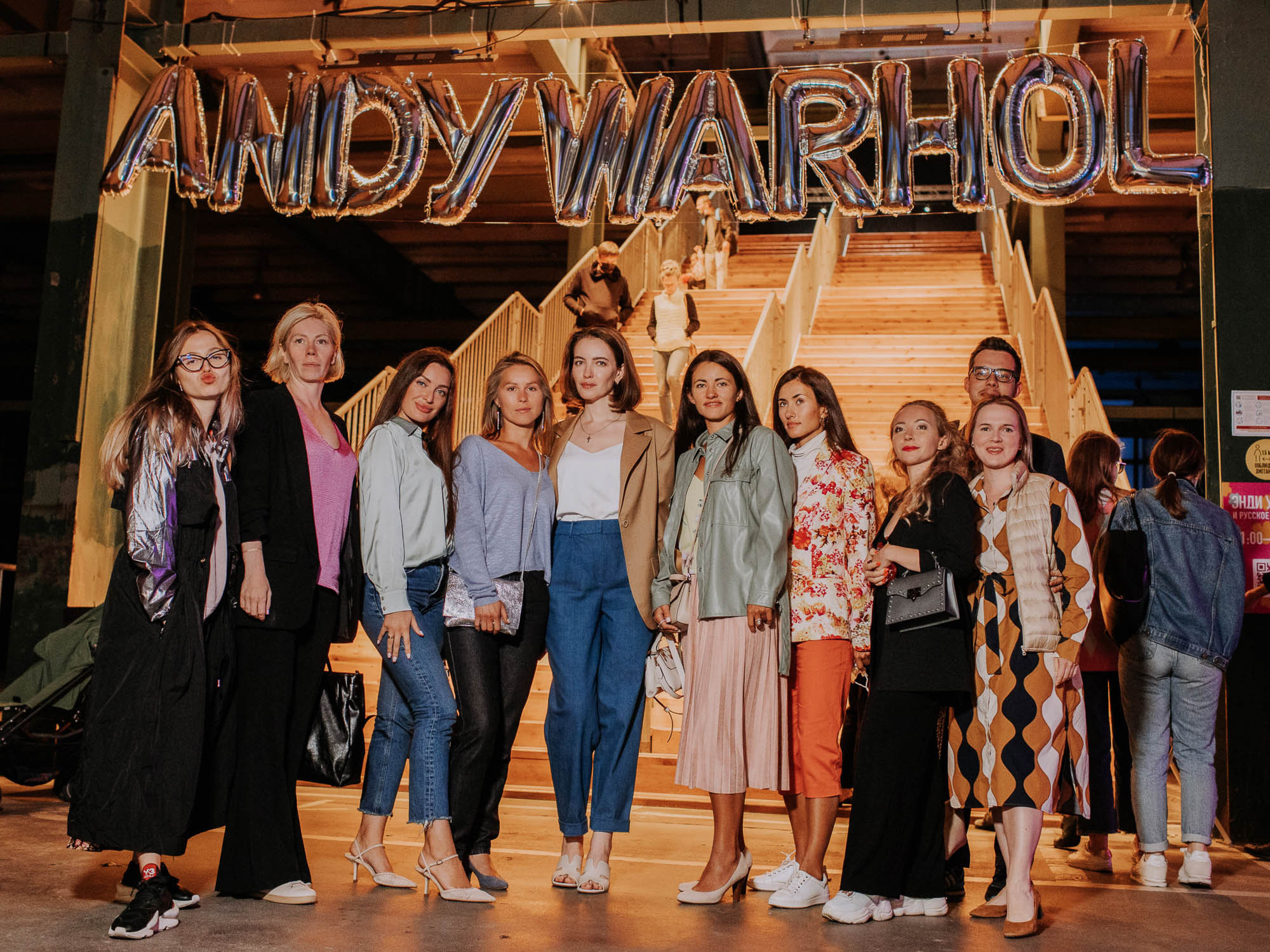 Фотосопровождение на арт-бранчах и выставках. Портретный и свадебный фотограф в Санкт-Петербурге Ольга Филиппова