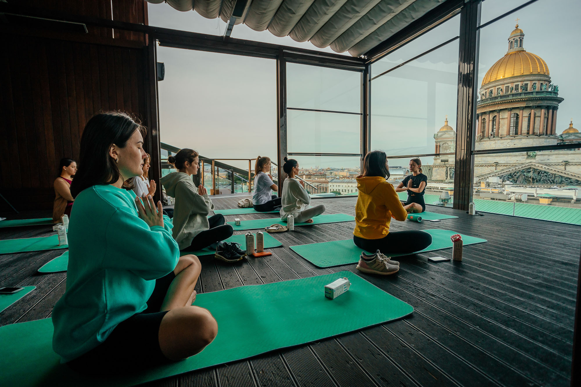Spa-день и йога с видом на Исаакиевский собор. Портретный и свадебный фотограф в Санкт-Петербурге Ольга Филиппова