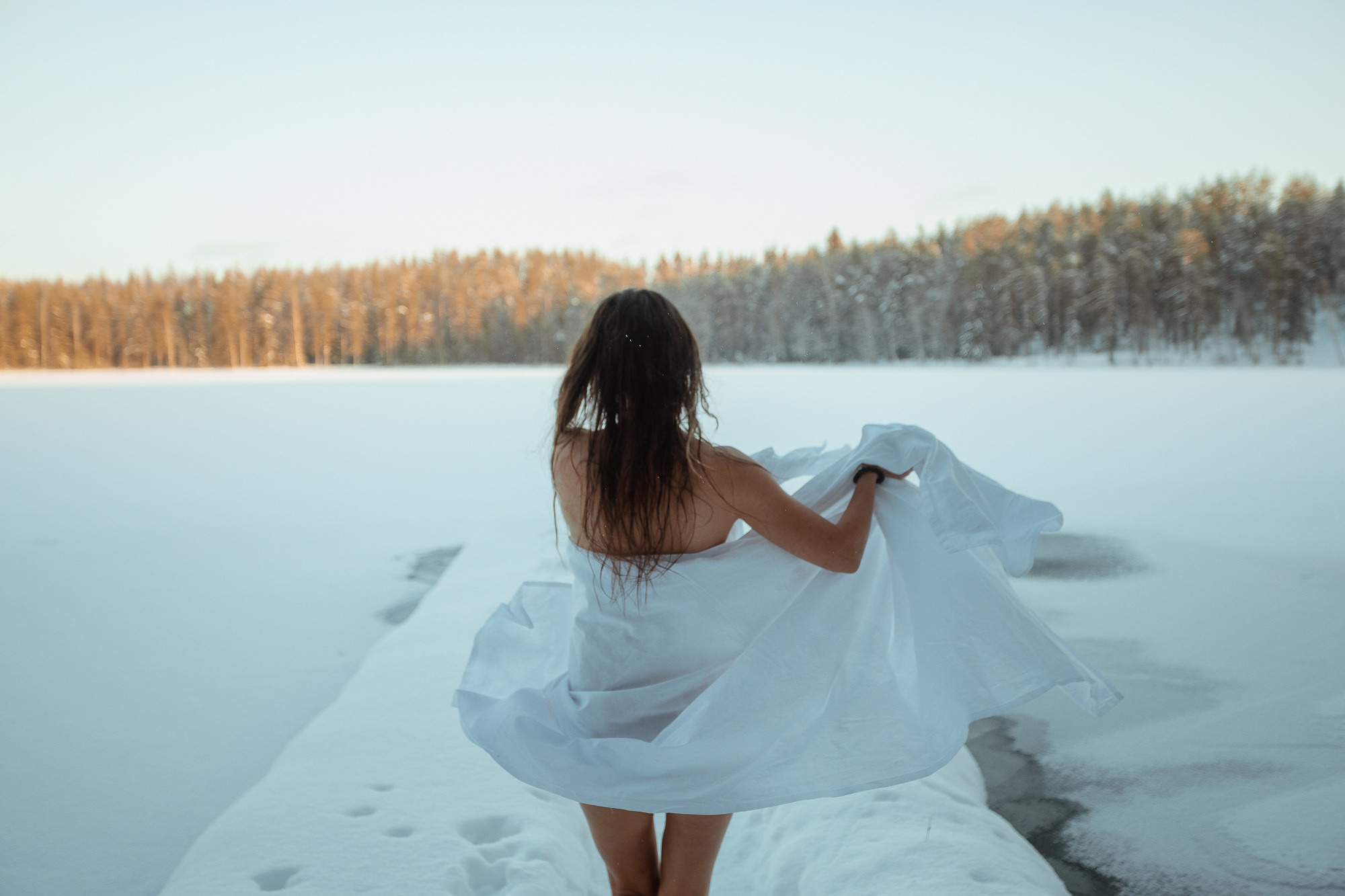 Женские бани на озере. Летом и зимой. Портретный и свадебный фотограф в Санкт-Петербурге Ольга Филиппова