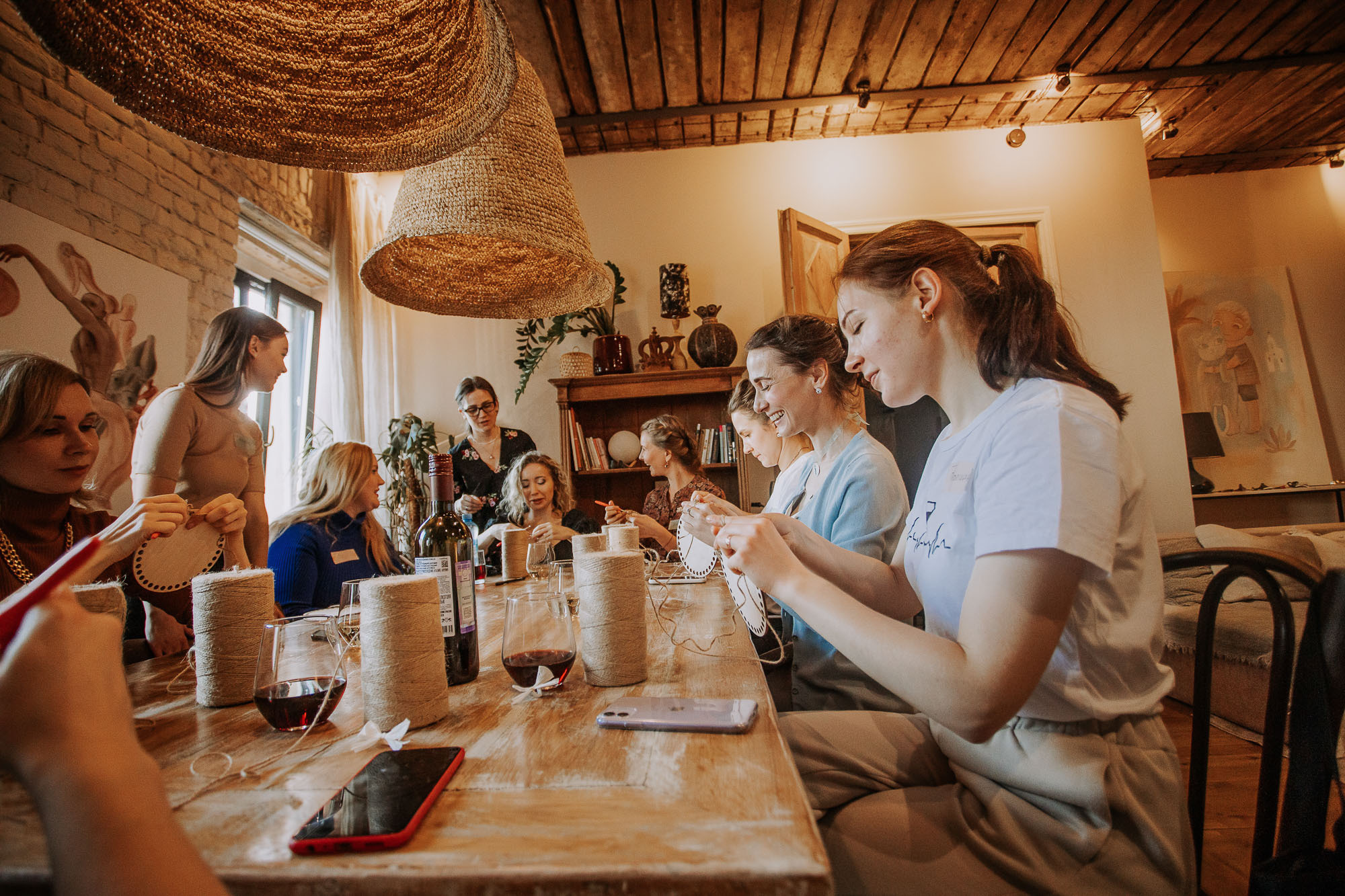 Мастер-класс по вязанию из джута в балийской квартире. Портретный и свадебный фотограф в Санкт-Петербурге Ольга Филиппова