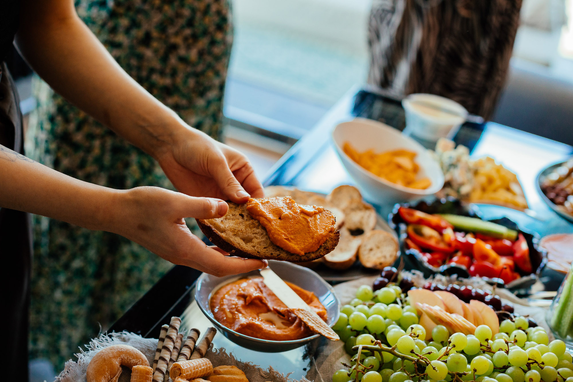 Кулинарный мастер-класс в формате квартирника. Портретный и свадебный фотограф в Санкт-Петербурге Ольга Филиппова
