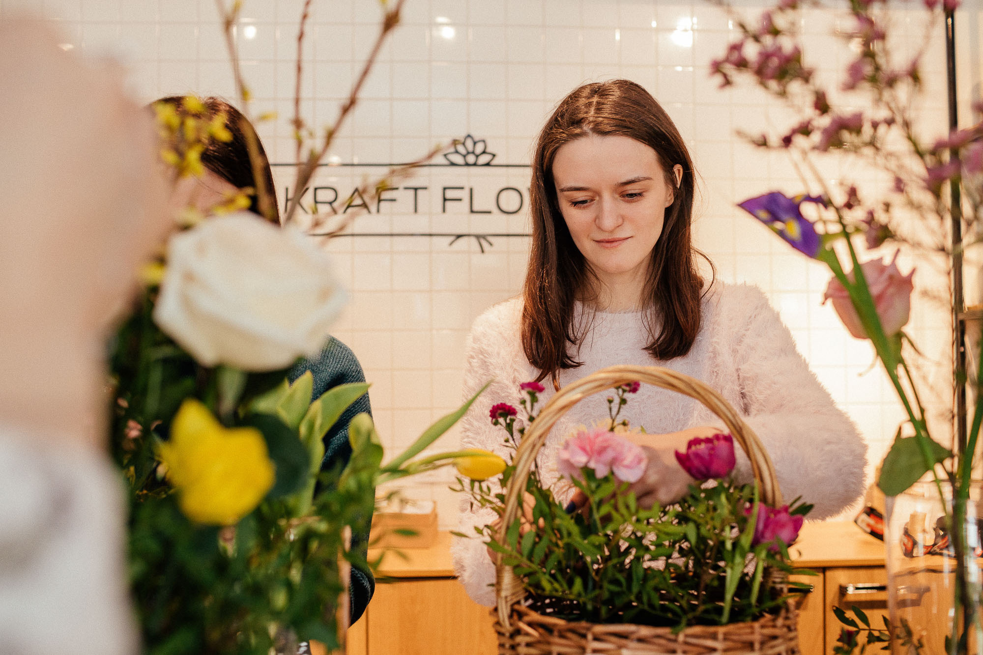 Цветочный мастер-класс в студии Kraft Flowers. Портретный и свадебный фотограф в Санкт-Петербурге Ольга Филиппова