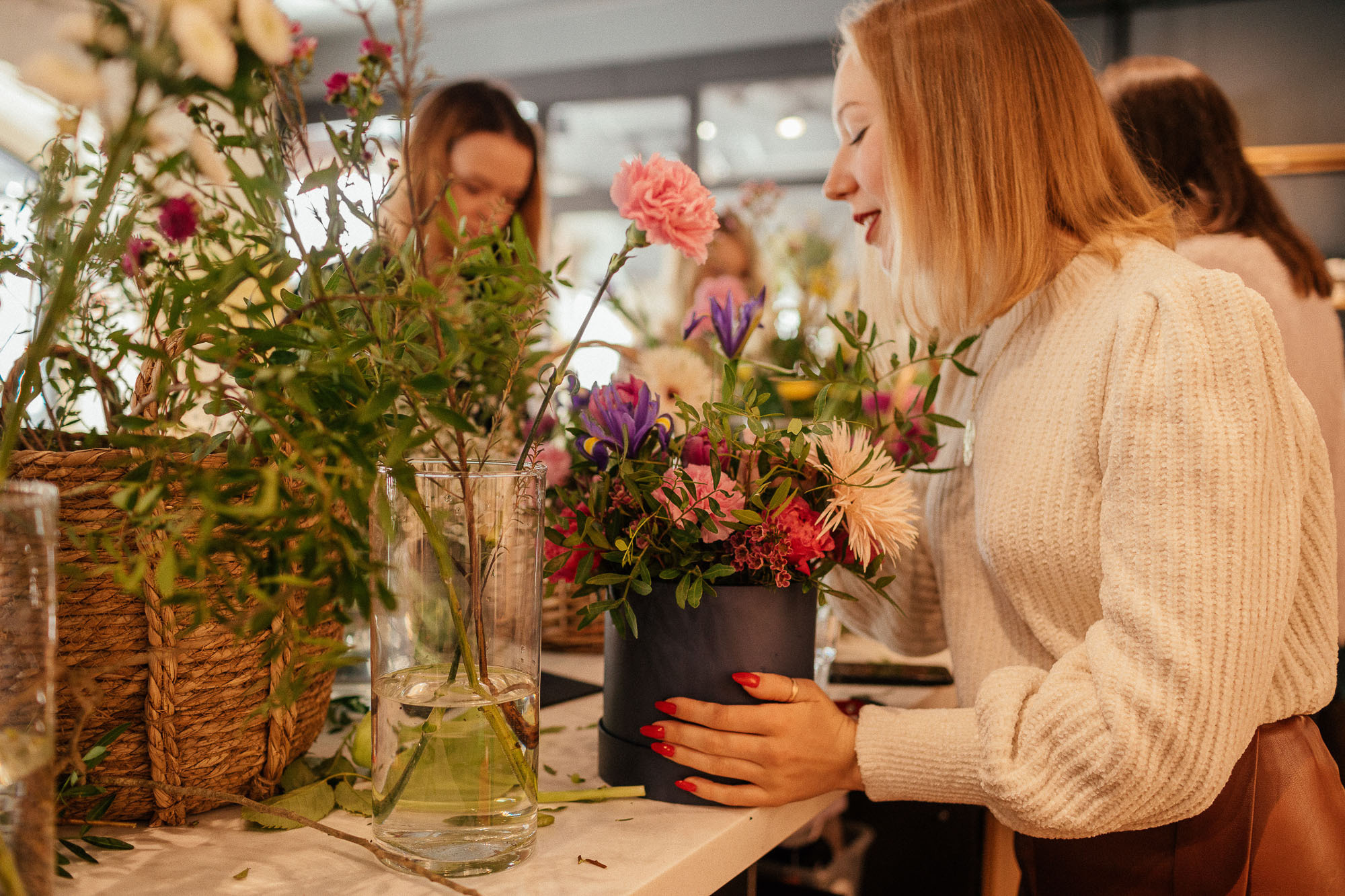 Цветочный мастер-класс в студии Kraft Flowers. Портретный и свадебный фотограф в Санкт-Петербурге Ольга Филиппова