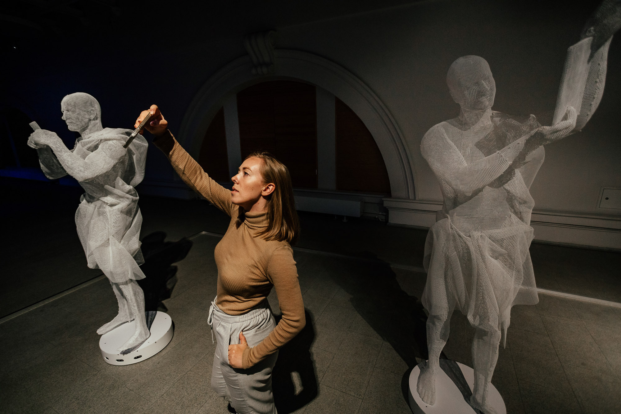 Фотосопровождение на арт-бранчах и выставках. Портретный и свадебный фотограф в Санкт-Петербурге Ольга Филиппова