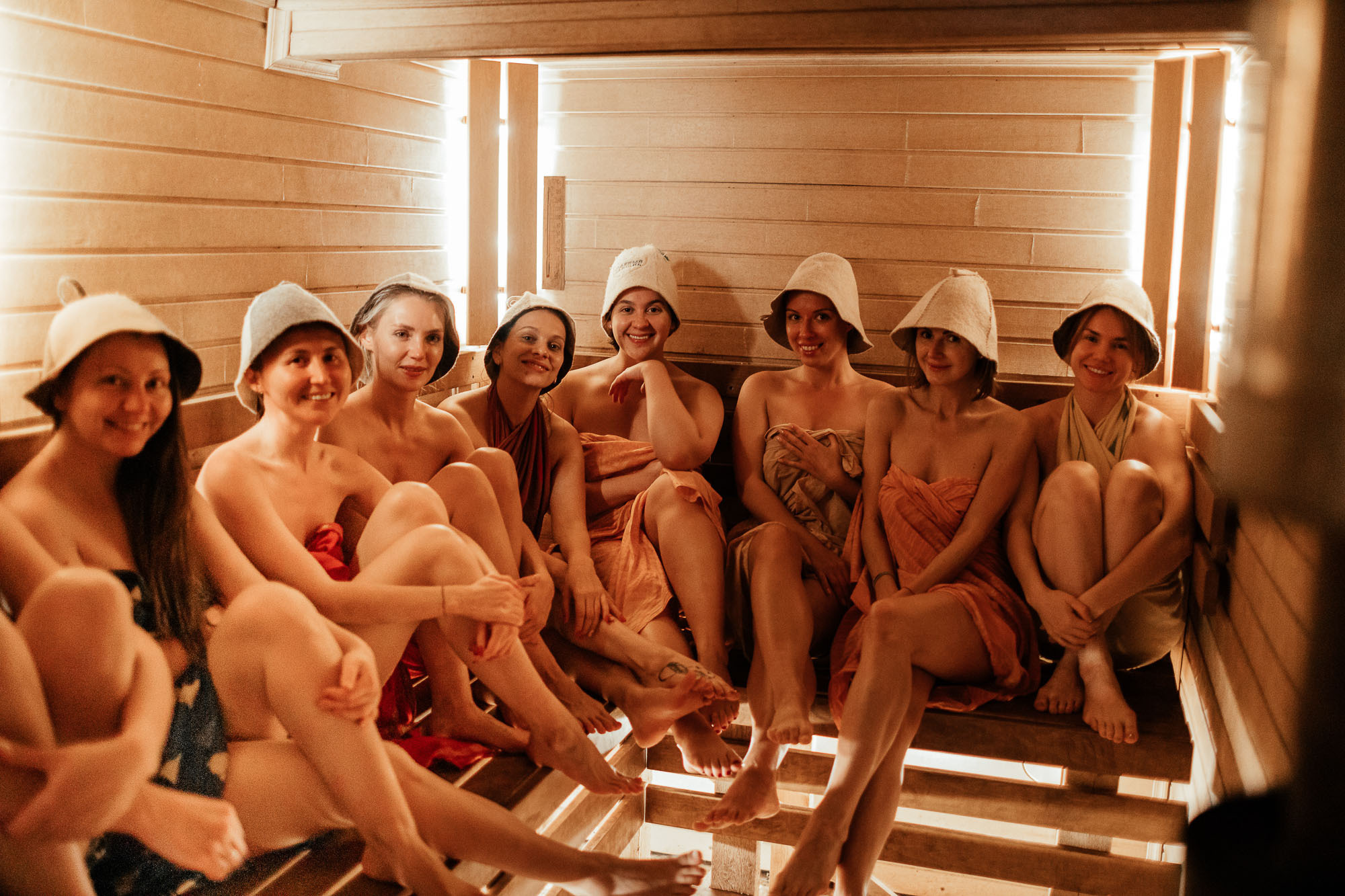 Total escape в Карелии. Женские выезды на Ладогу. Портретный и свадебный фотограф в Санкт-Петербурге Ольга Филиппова