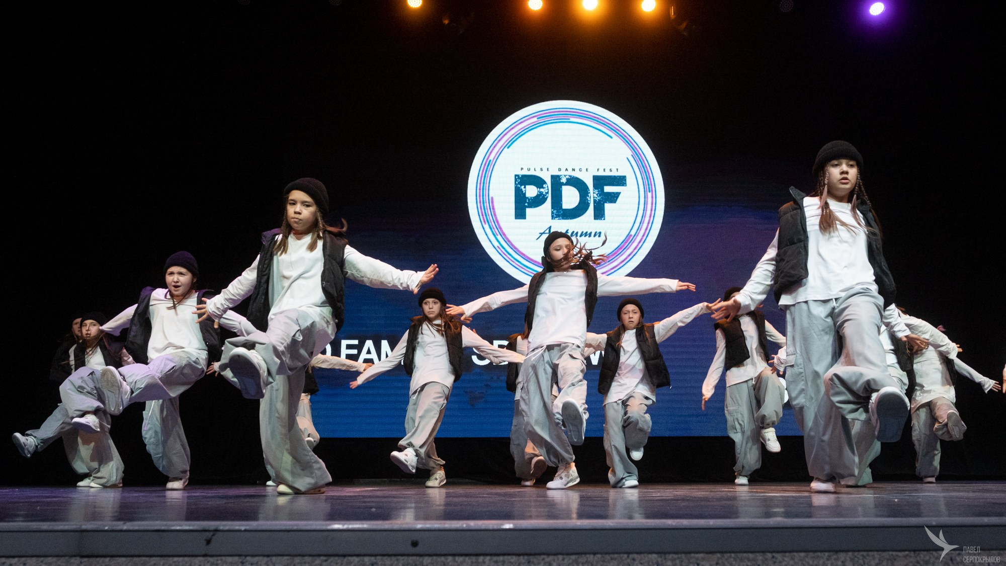 PDF 2023 Autumn. Репортажный фотограф в Казани Павел Серпокрылов