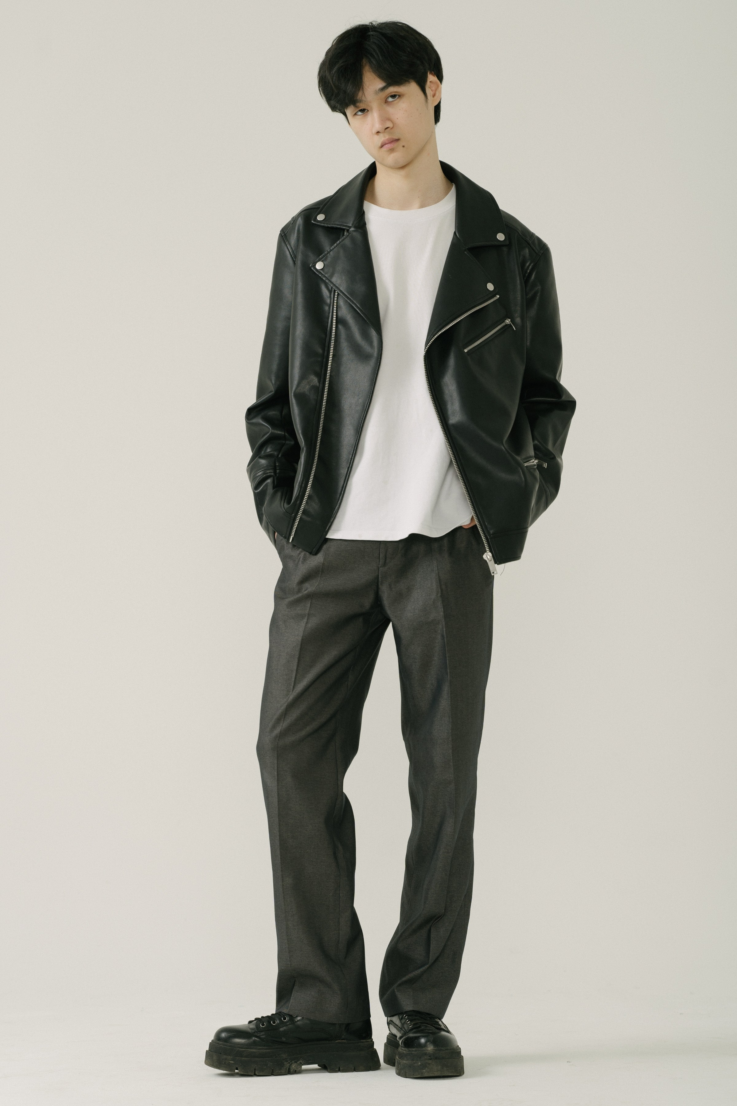 Марат. Главная