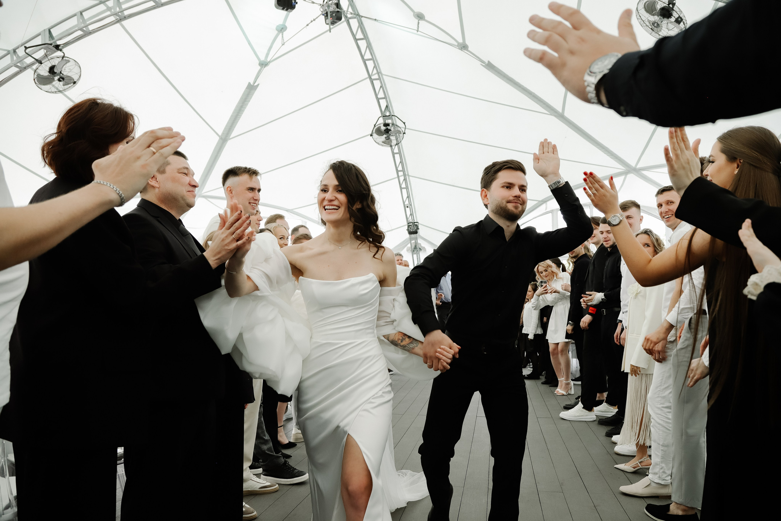 Земля смеётся цветами. Свадебный фотограф Челябинск Полина Чеботарь