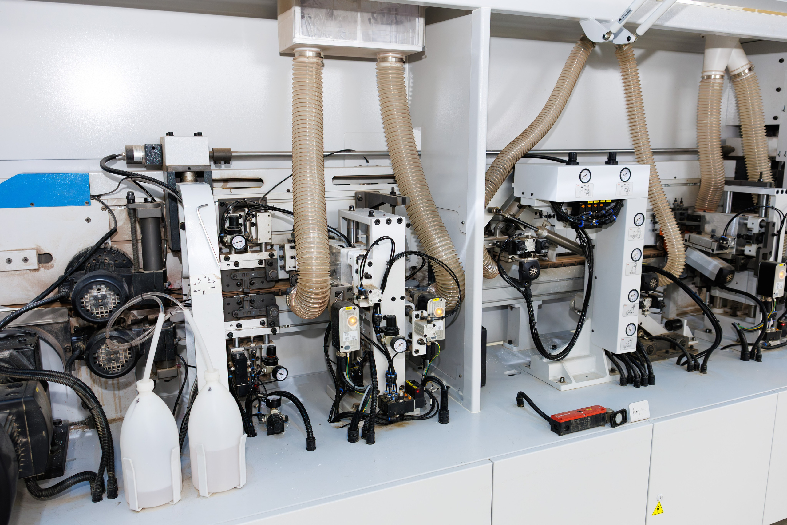 Съемка контента для рекламно-производственной фирмы «Дека» (2025). Репортажный и портретный фотограф в Ярославле Константин Горбачев