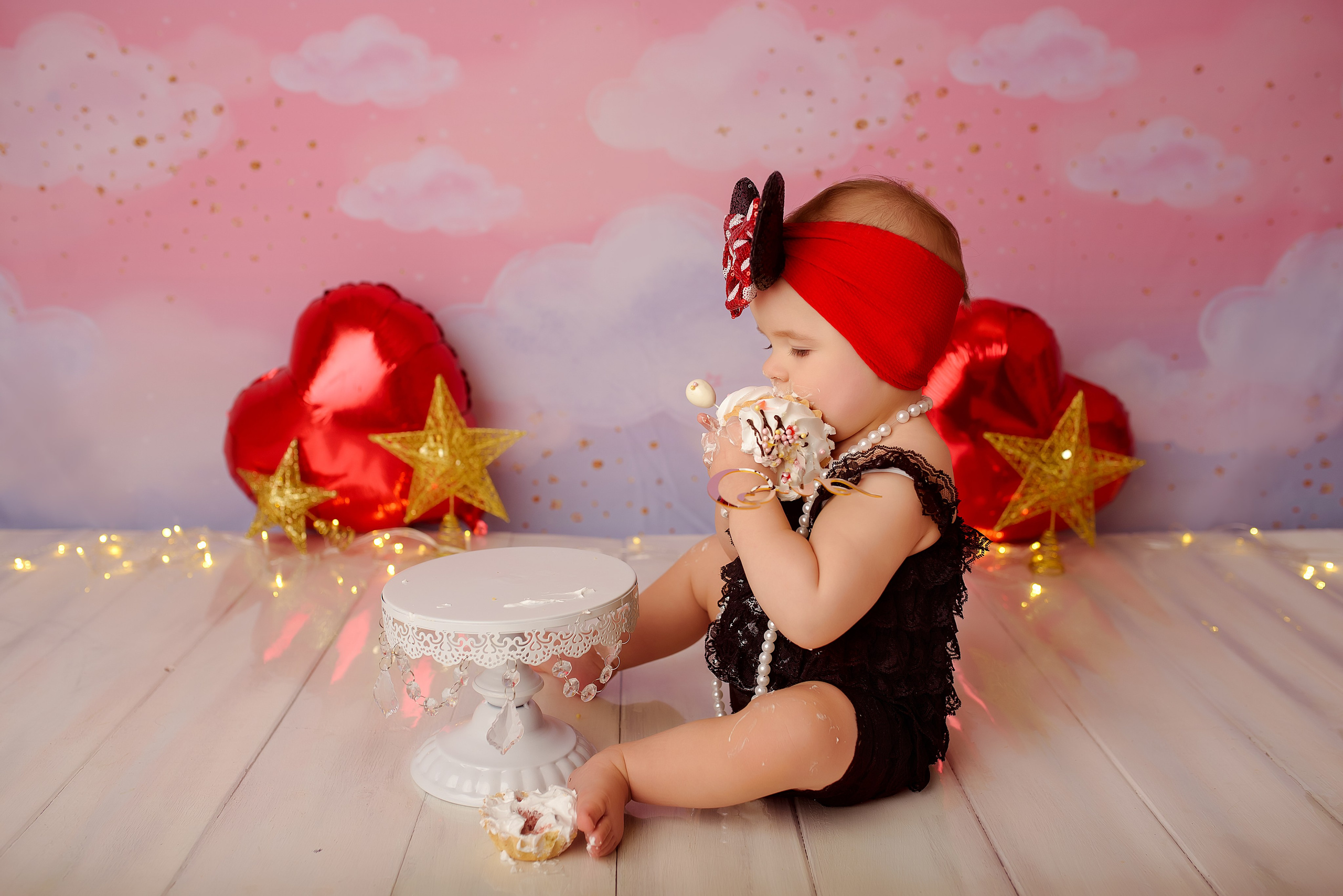 Крушение тортика. Фотограф беременности и новорожденных в Рязани