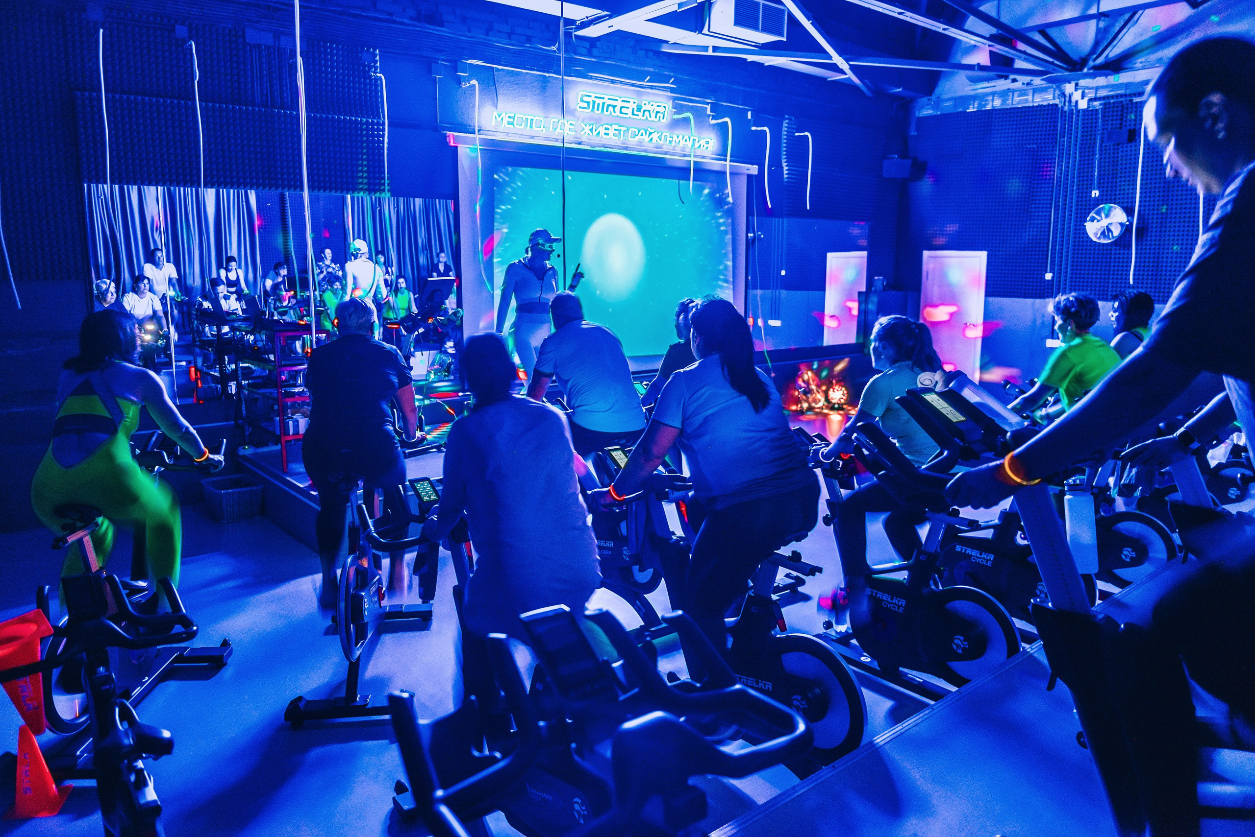 Сайкл-студия «Стрелка», заезд. Школьный, фэшн фотограф в Тюмени и в России Ирина Королева