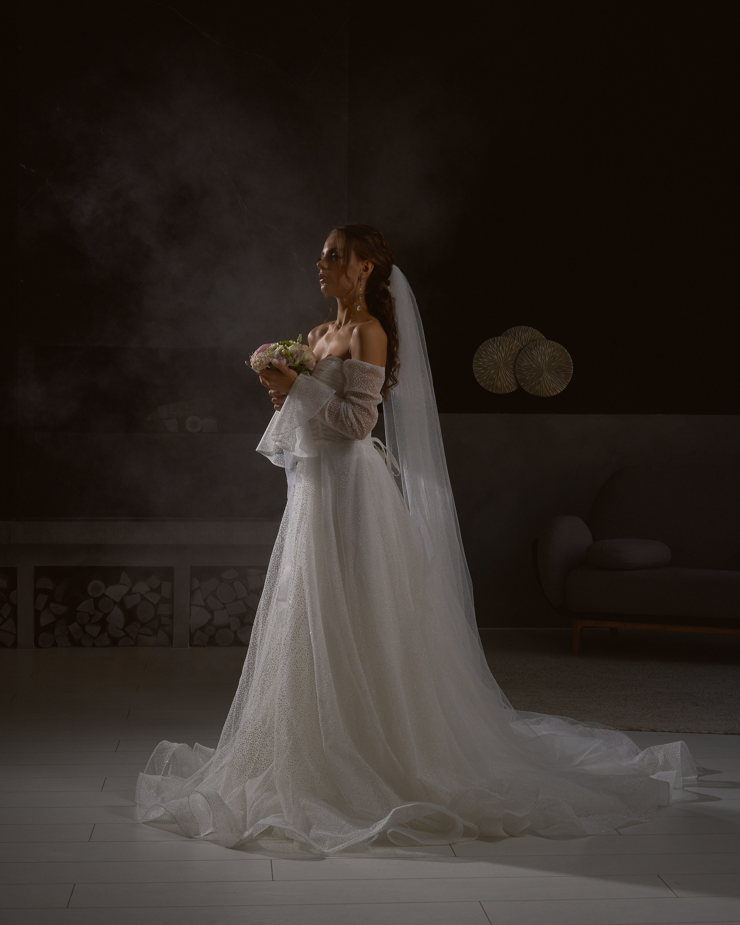 Свадебная съёмка в фотостудии