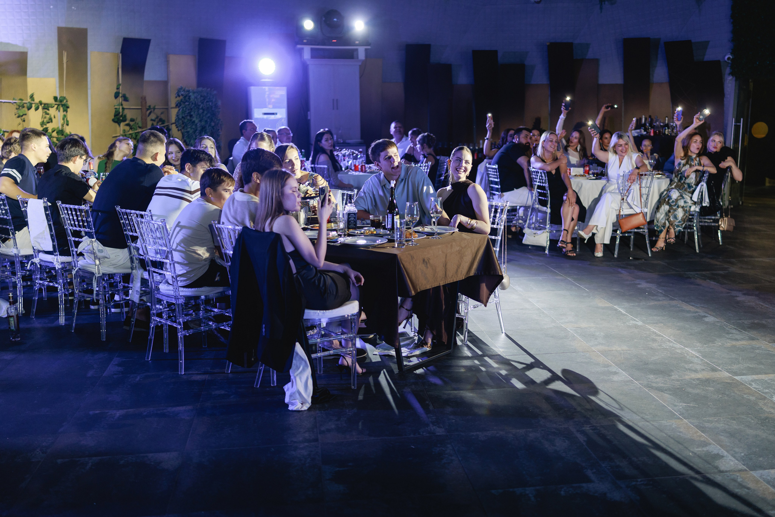 Выпускной в Графском парке. Фотограф Олег Сотник