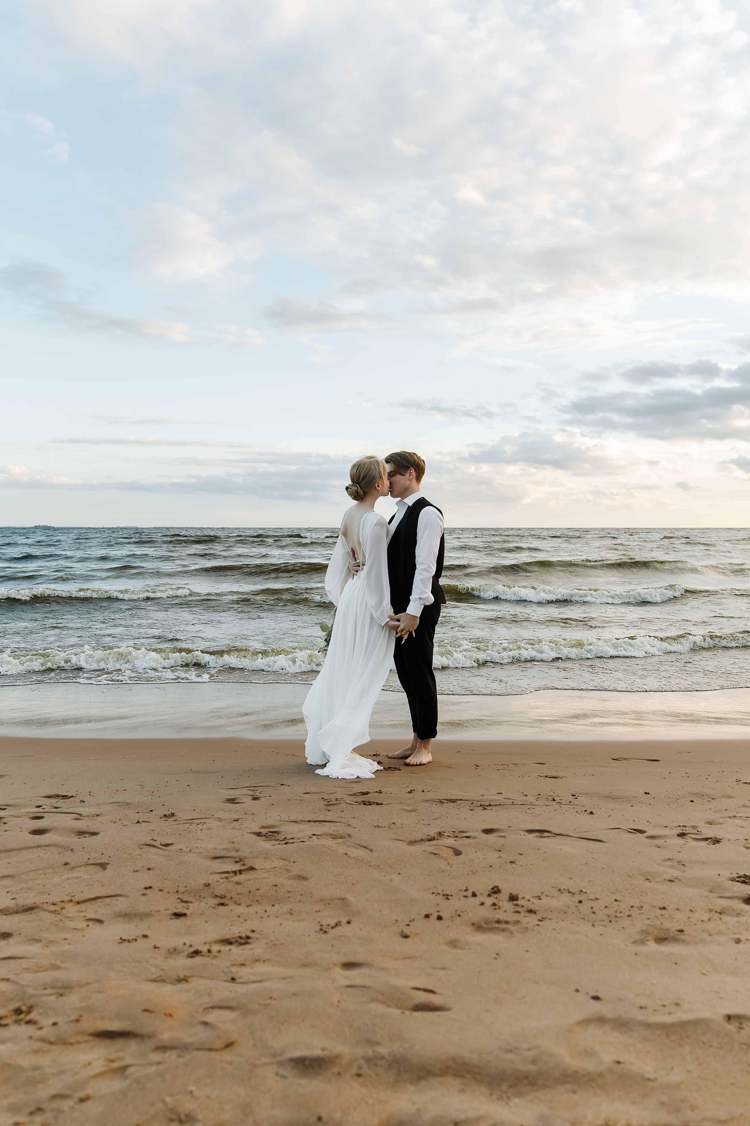 Яна и Давид — свадебная фтосессия на заливе. Свадебный и портретный фотограф в Санкт-Петербурге Анна Демьянова