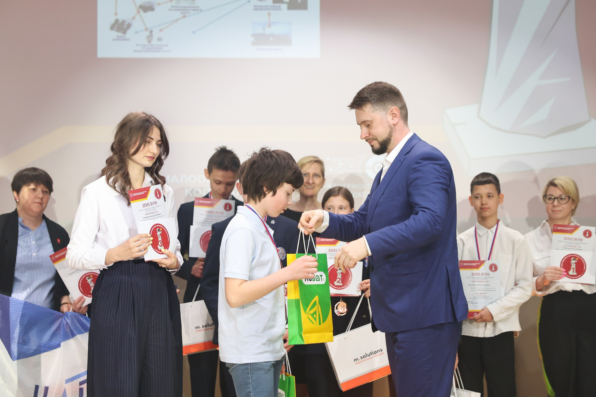 Кубок губернатора по робототехнике. Награждение. Фотограф Дарья Попова