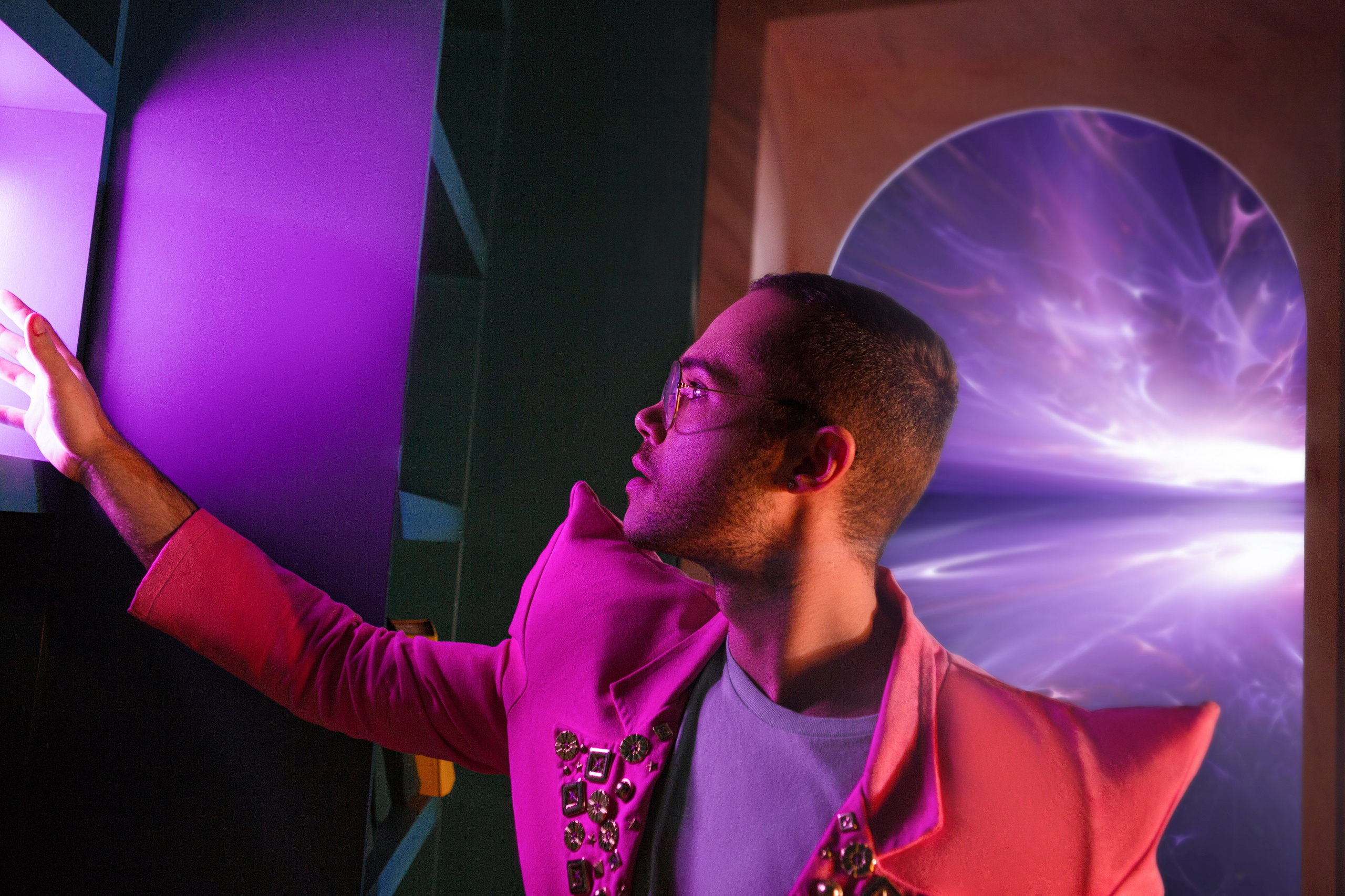 ВСЕЛЕНСКИЙ СЛУЖИТЕЛЬ. Мастерская для создания имиджа от BenSami в Санкт-Петербурге и Москве