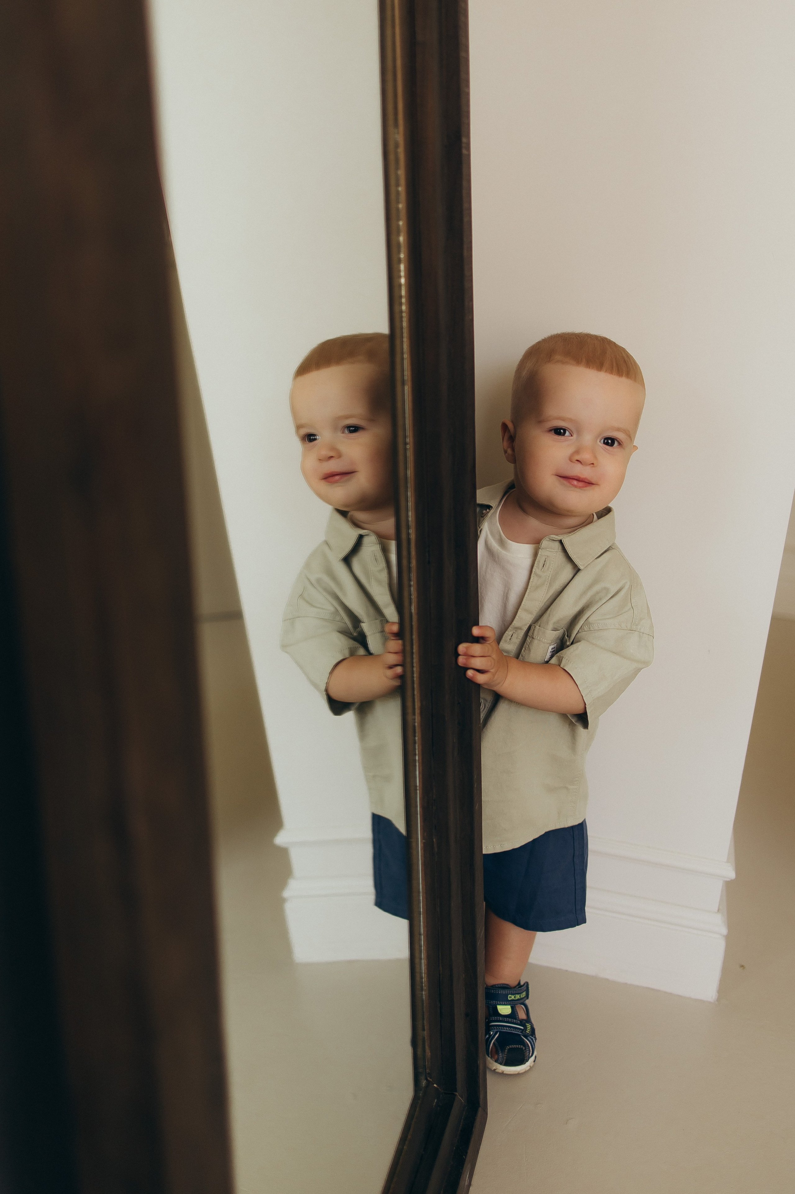 К двум годам Платона — зал Серена. Семейный фотограф в Краснодаре Храмова Анна