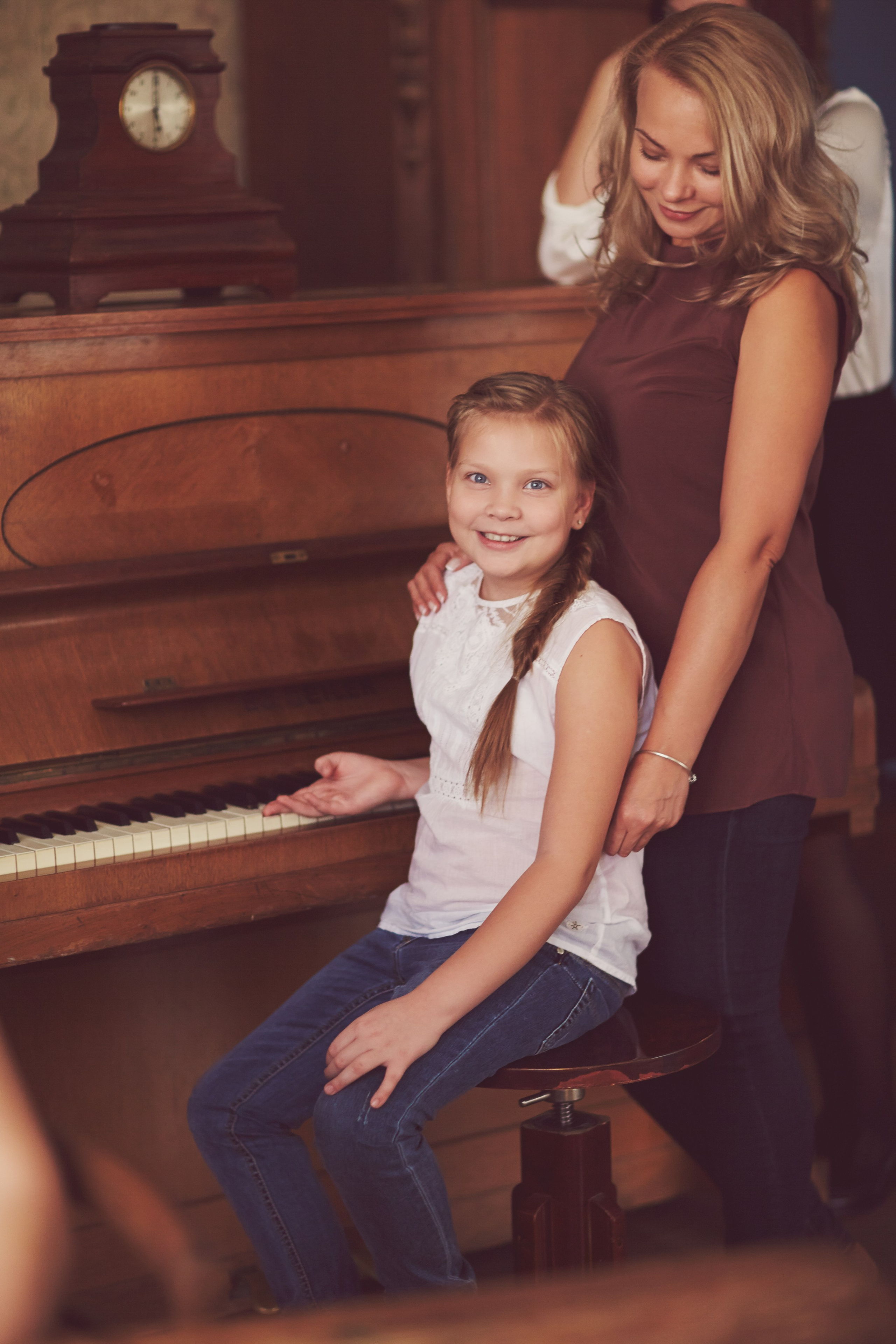 Катя и семья. Интерьерный и портретный фотограф в Москве Анна Моногарова