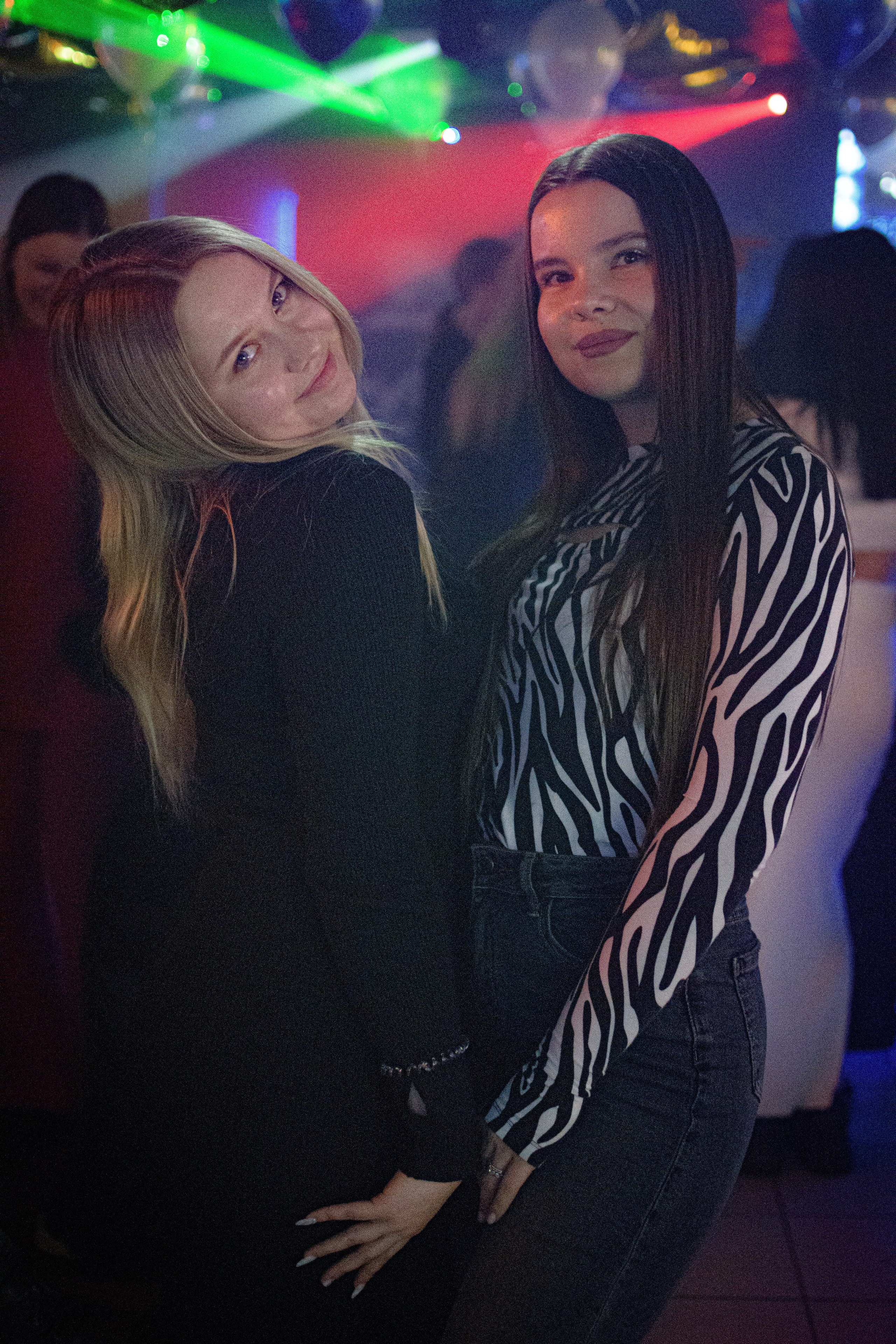 HOLLYWOOD / 6 YEARS. Photokarish