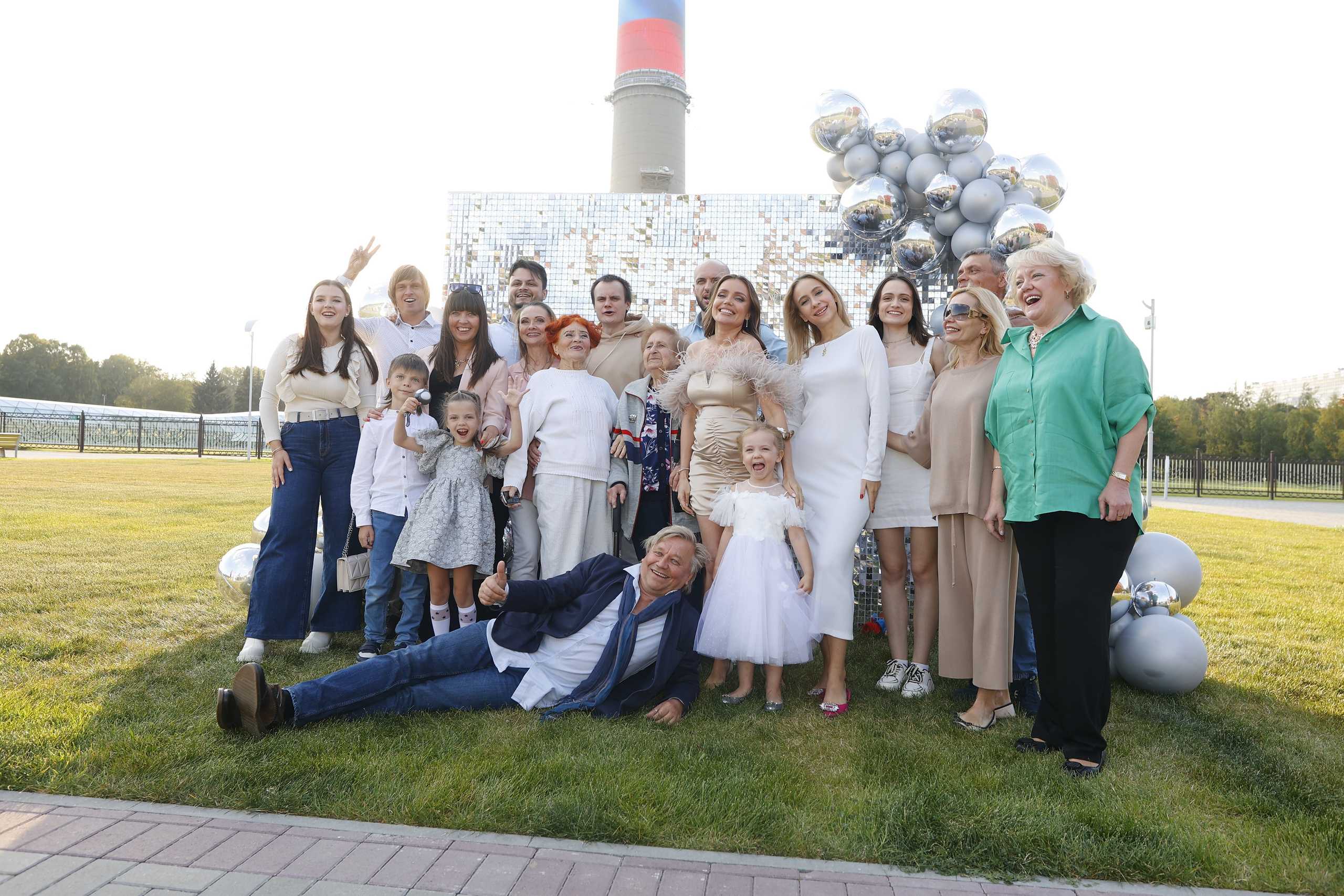 GENDER PARTY АССОЛЬ И ST. Nikolskayasecular