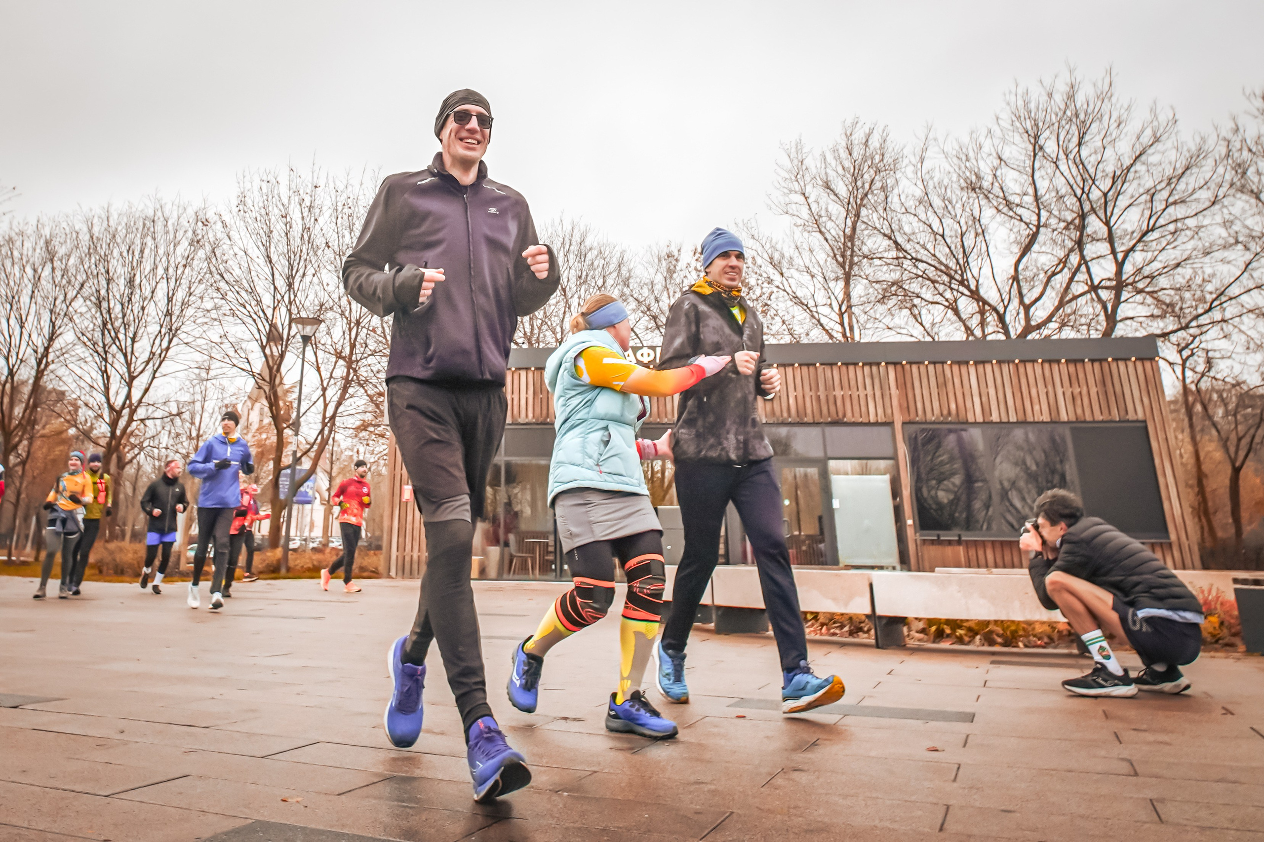 #марафонудома #яuzarun 2024 2-я петля, группа 6:30. Роман Капилюшов. Бег. Фото. Видео. г. Люберцы