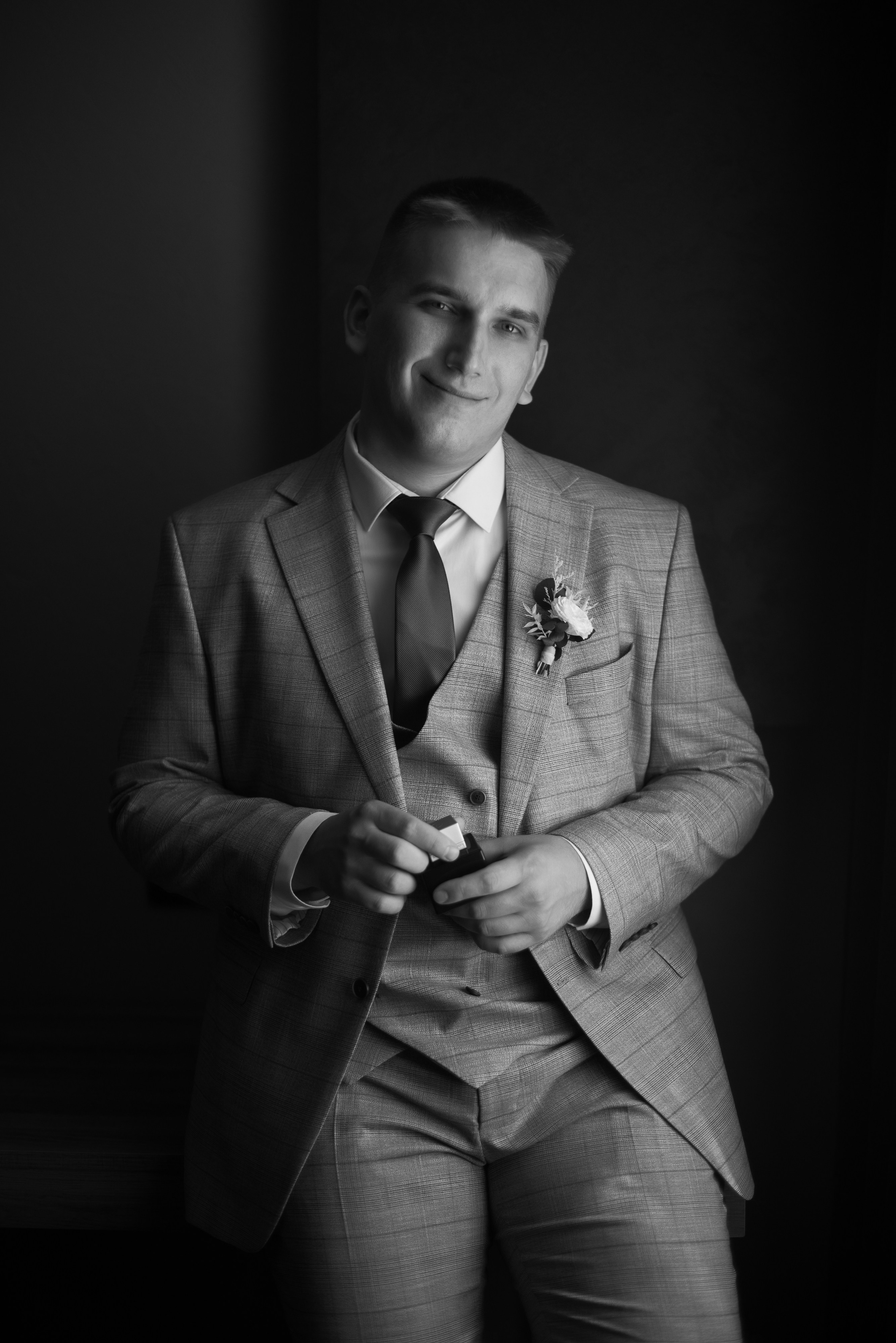 Свадебный альбом 12.08.23 – лучшие кадры с торжества. Свадебный фотограф в Миассе Татьяна Ружникова