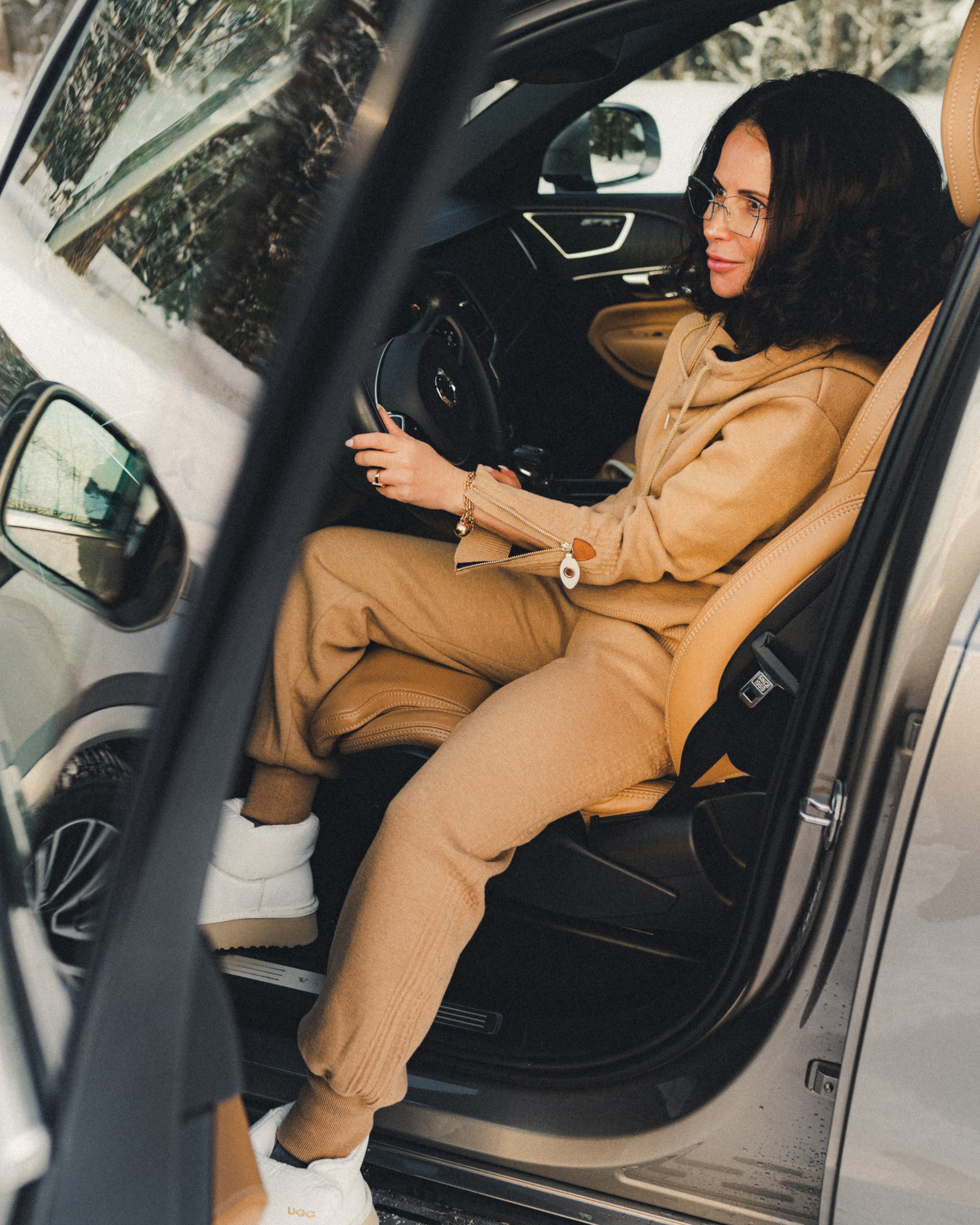 Автомобильная фотосессия Volvo XC90 + портрет владельца. Фотограф Илья К. в Москве