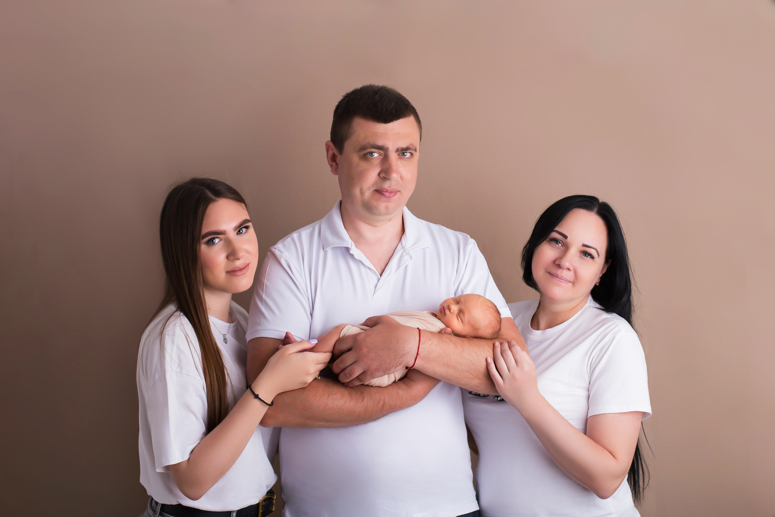 Фотосессия newborn (семейные кадры). Фотограф новорожденных Ростов-на-Дону
