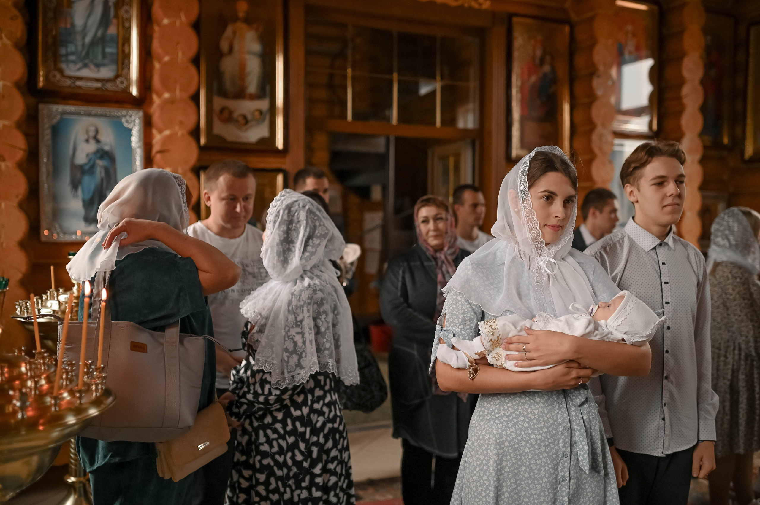 Таинство Крещение Василисы. Твой личный проводник к красивым фотографиям в Старом Осколе