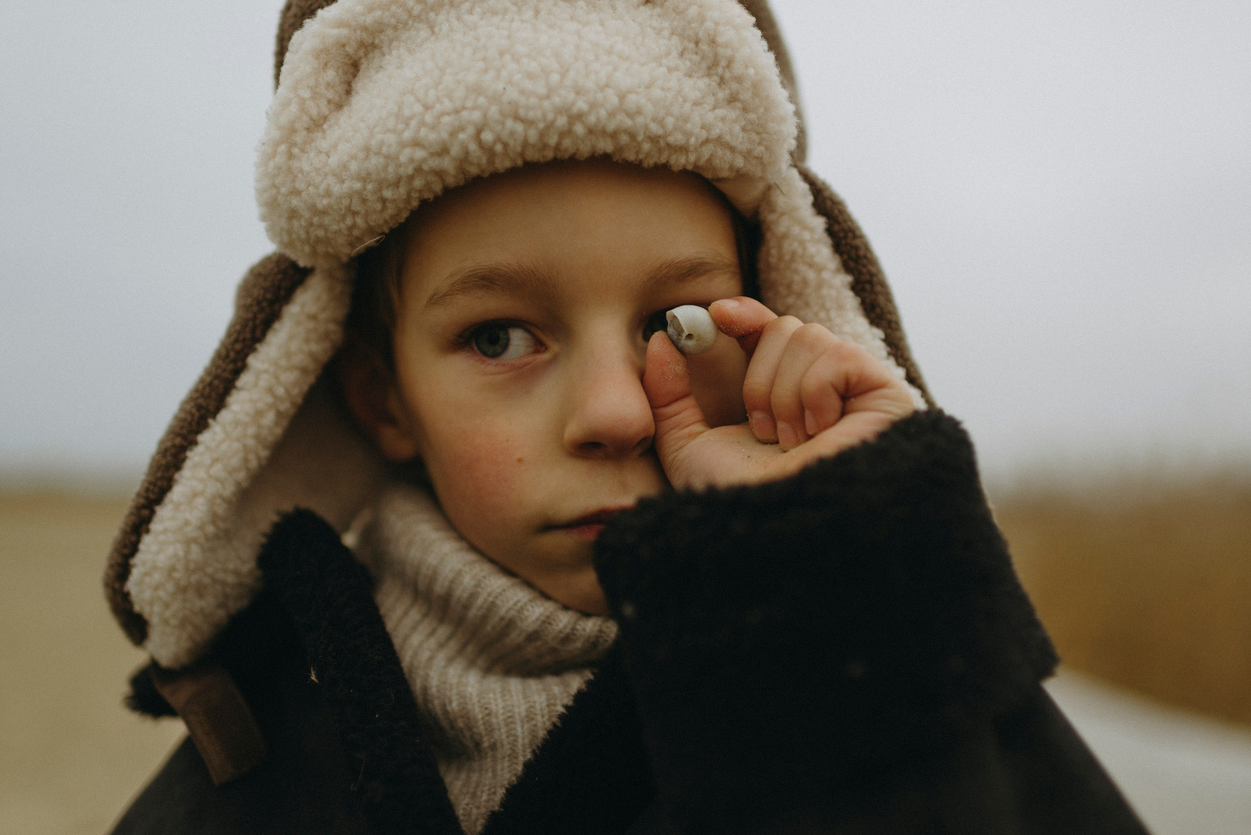 Polina Sobol — family & documentary photographer in Bern. Outdoor & urban photo sessions for families, kids and couples