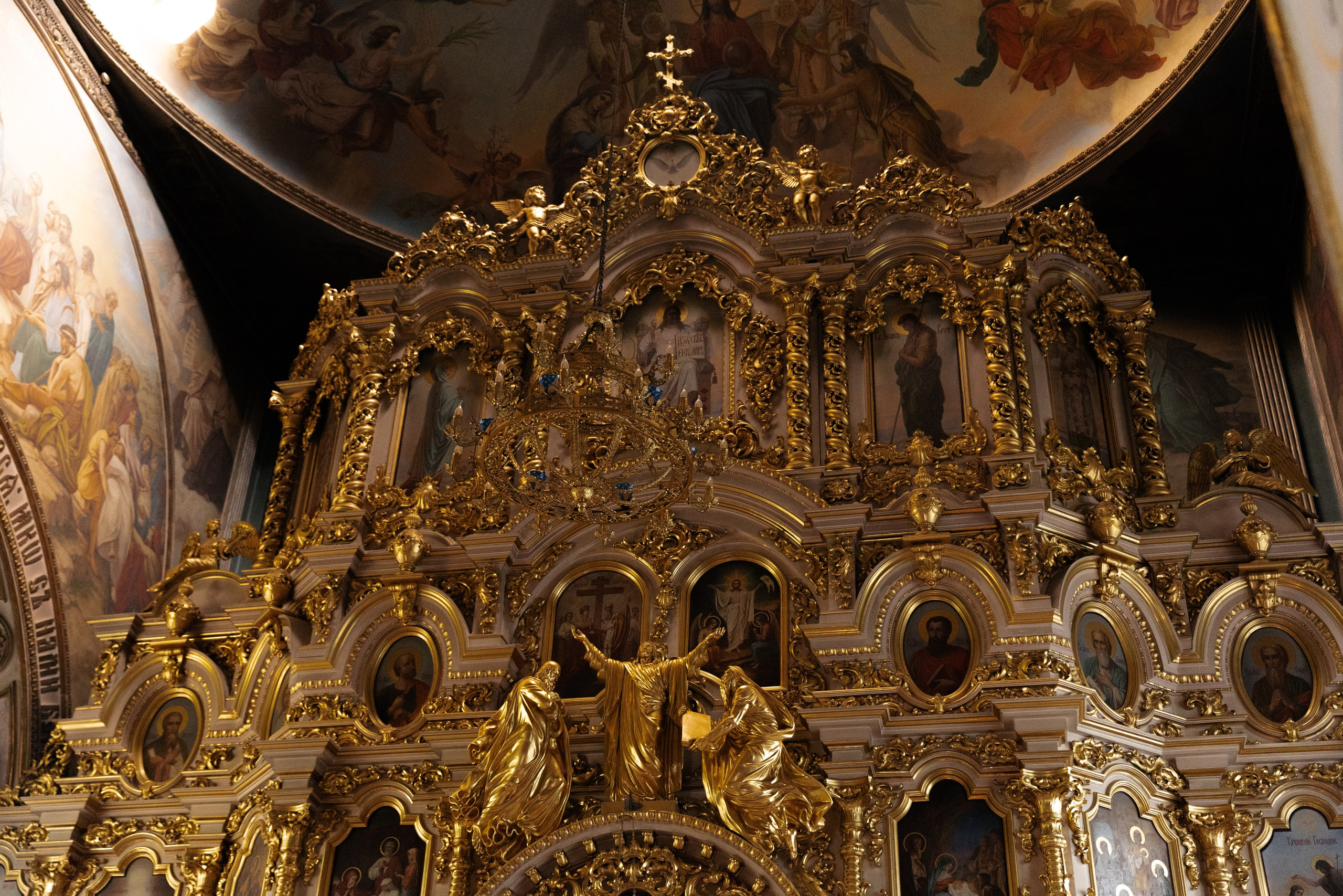 Крещение в Церкви иконы Божией Матери Целительницы. Свадебный фотограф и видеограф Краснодар, Ростов, Сочи, Новороссийск