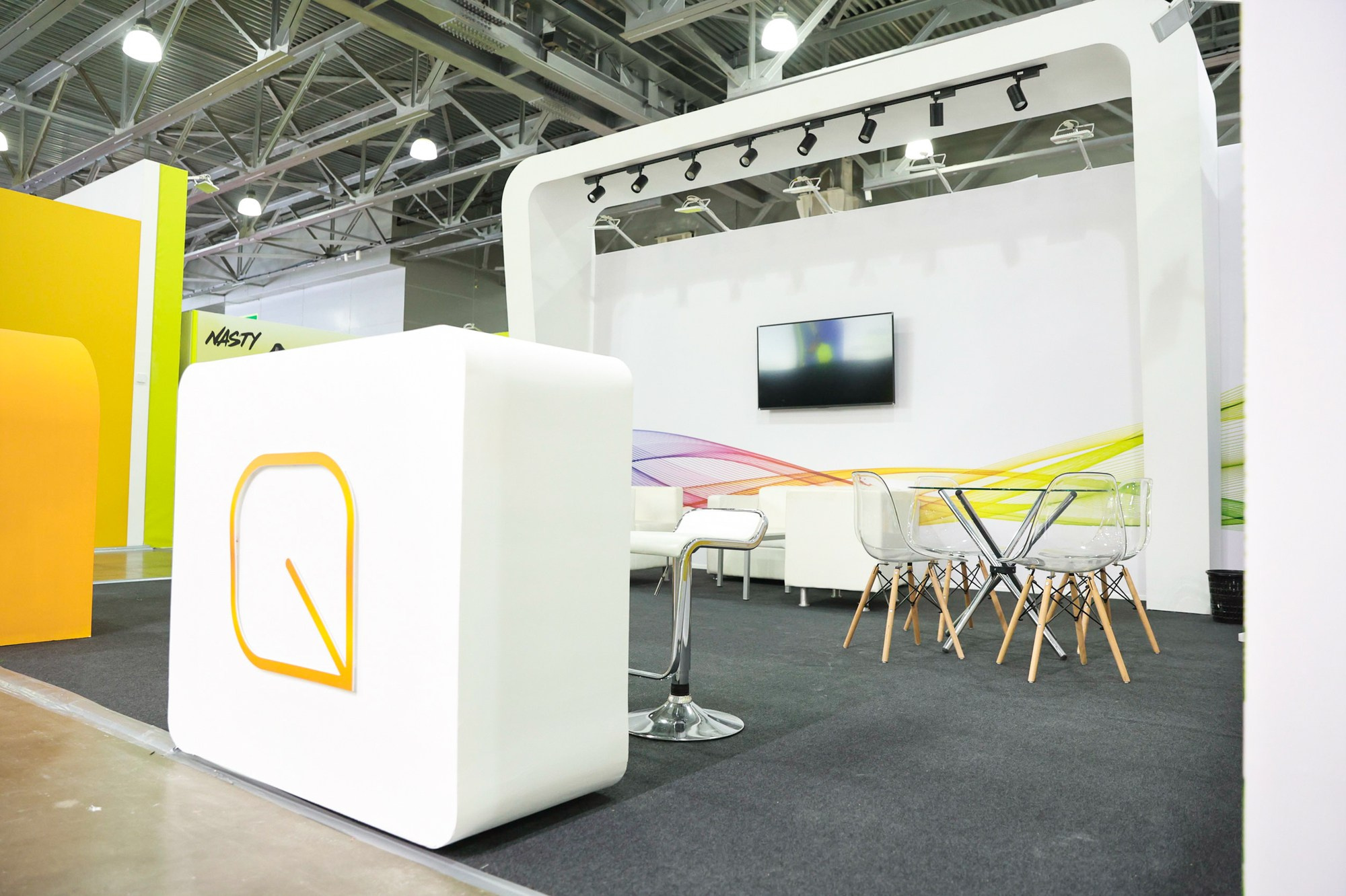 Застройка Vape Club Show. Фотограф Дарья Попова