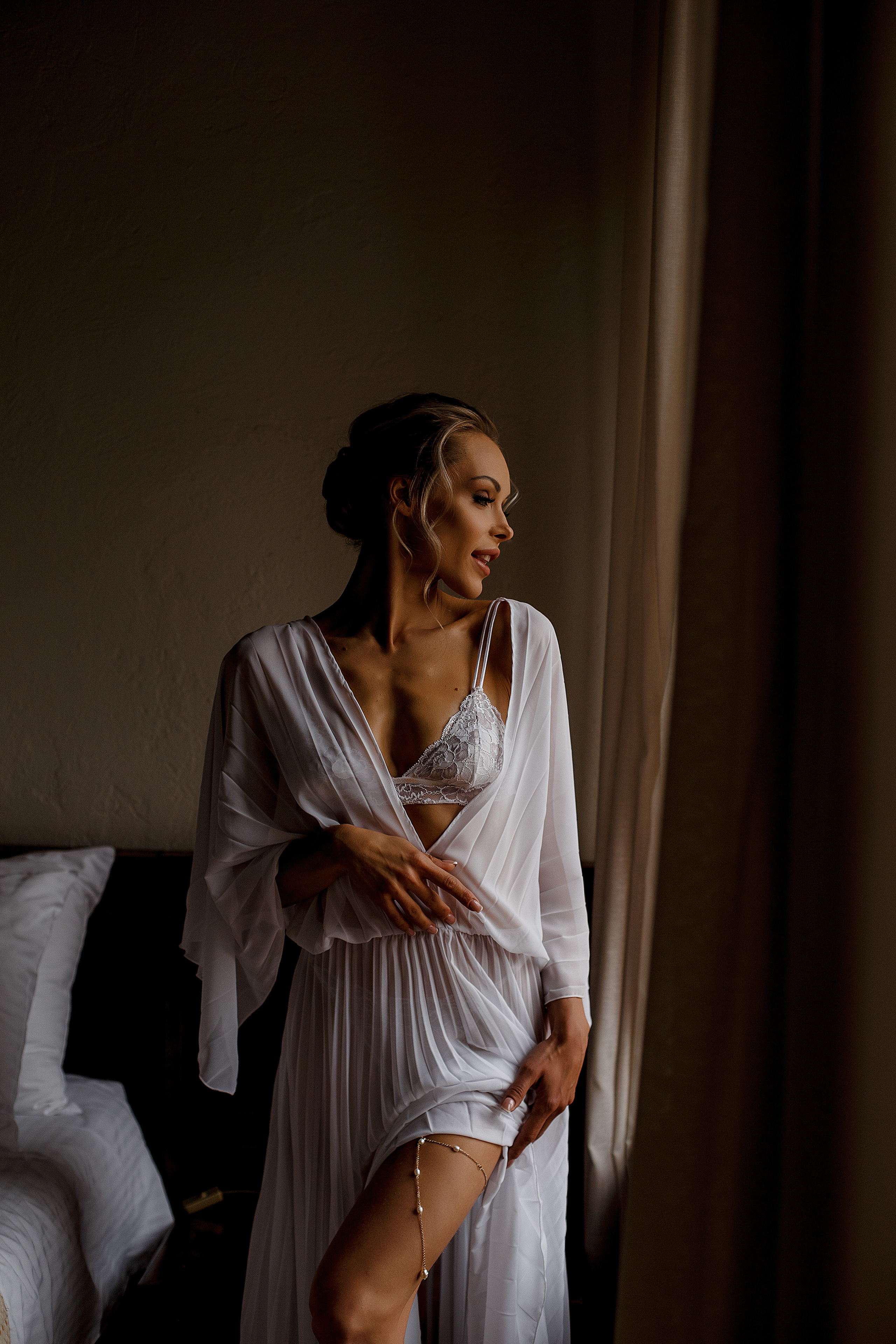 Утро Невесты. сборы в отеле. Свадебный фотограф Санкт-Петербург  Москва