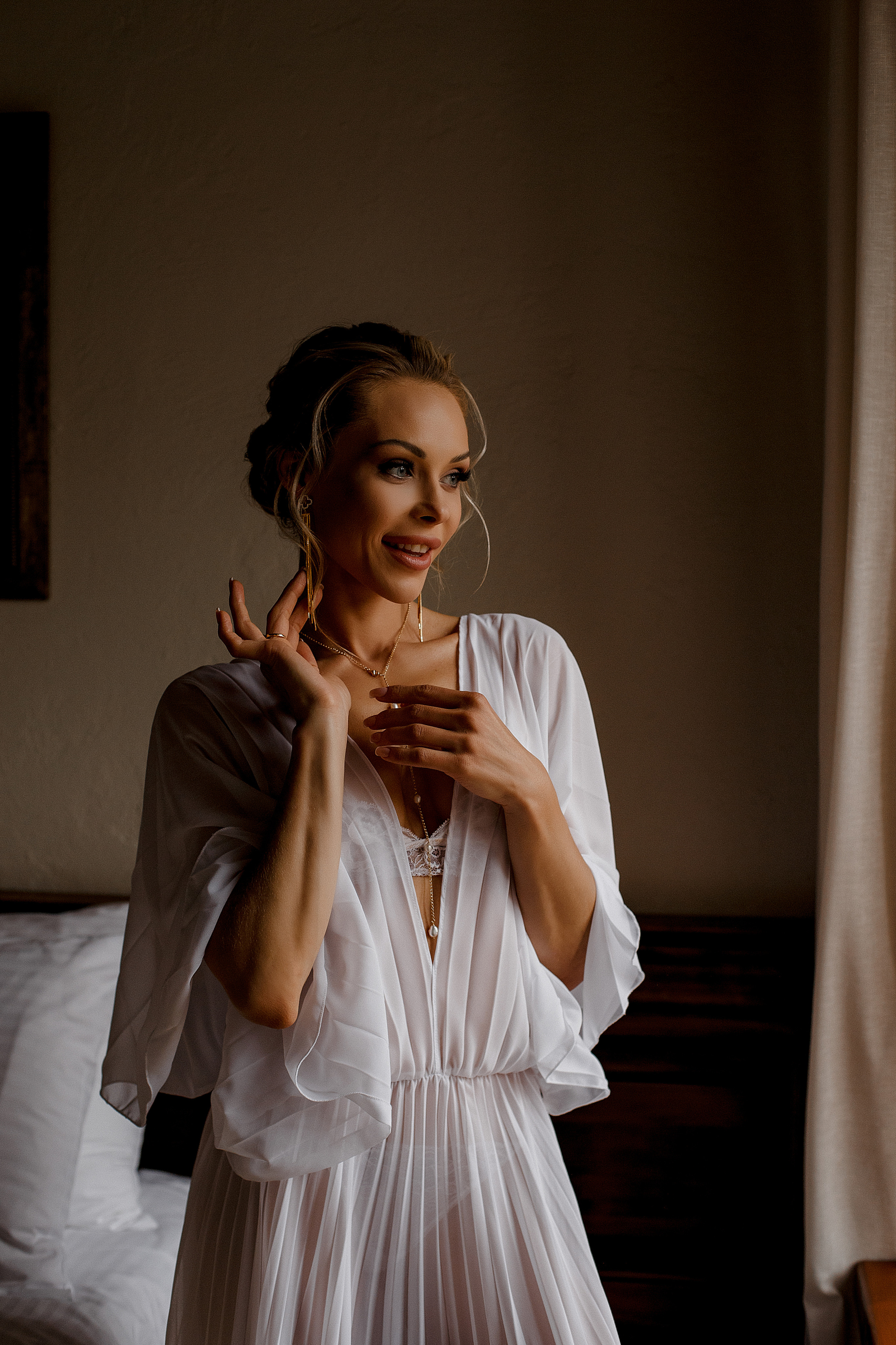 Утро Невесты. сборы в отеле. Свадебный фотограф Санкт-Петербург  Москва