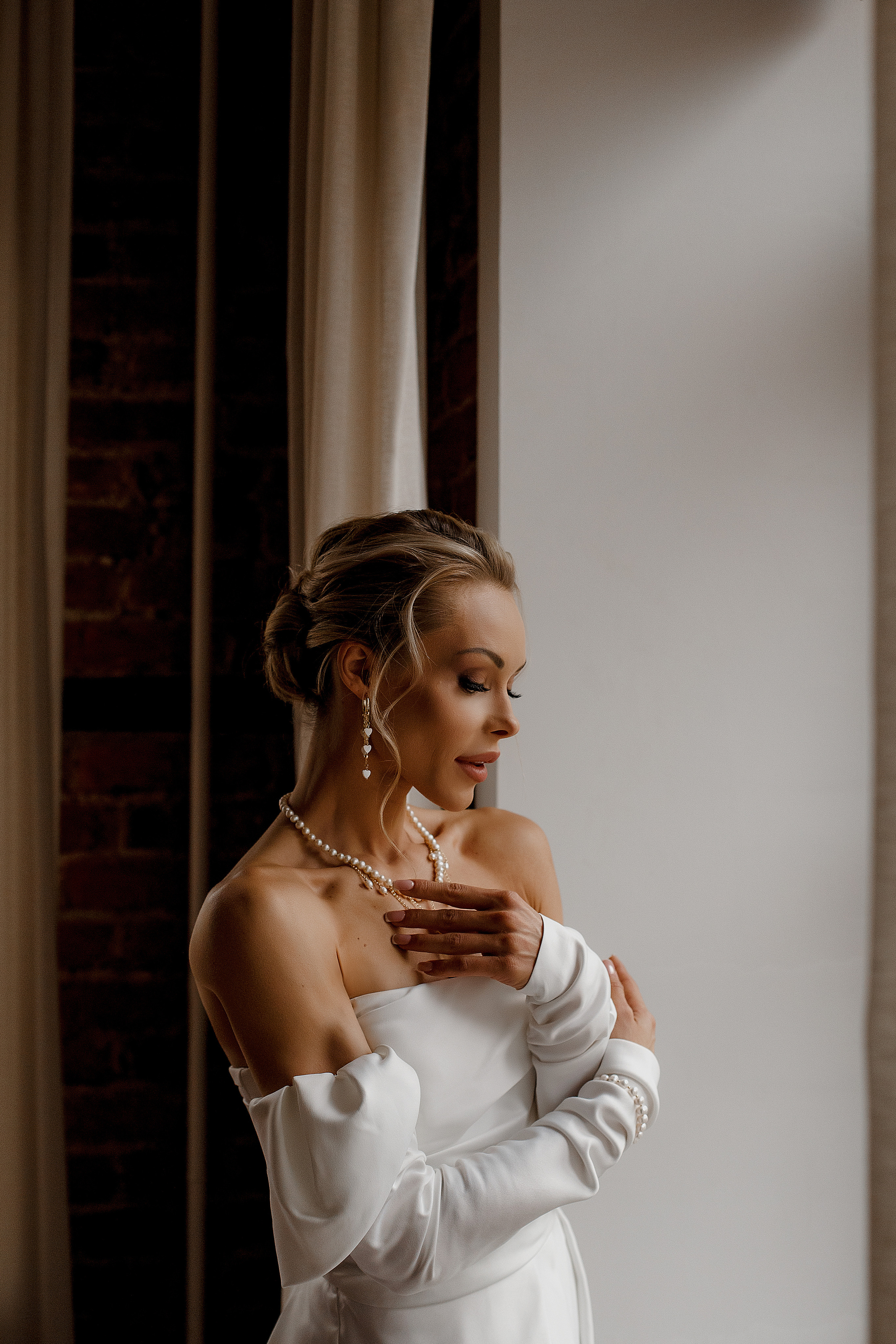 Утро Невесты. сборы в отеле. Свадебный фотограф Санкт-Петербург  Москва