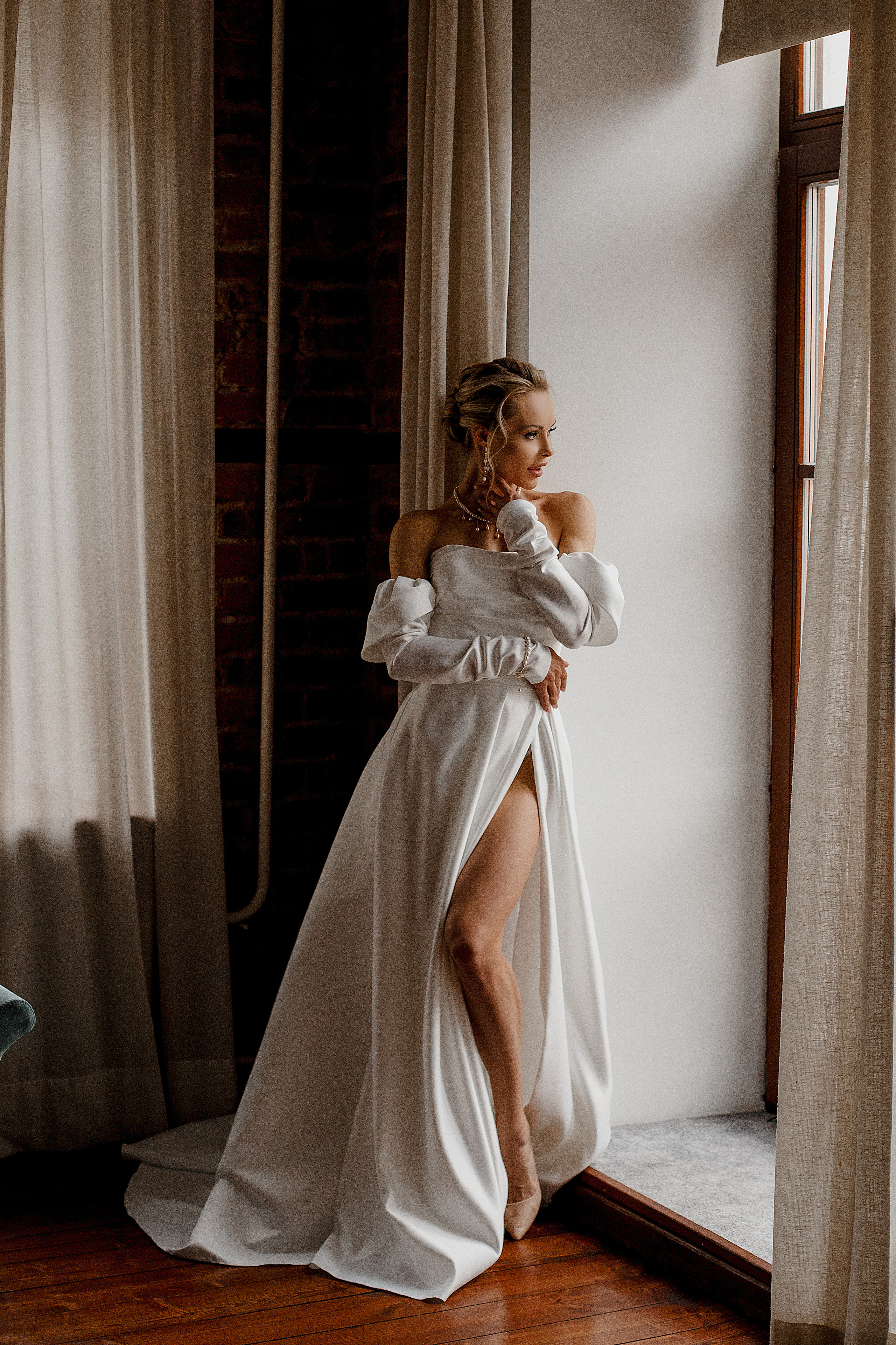 Утро Невесты. сборы в отеле. Свадебный фотограф Санкт-Петербург  Москва