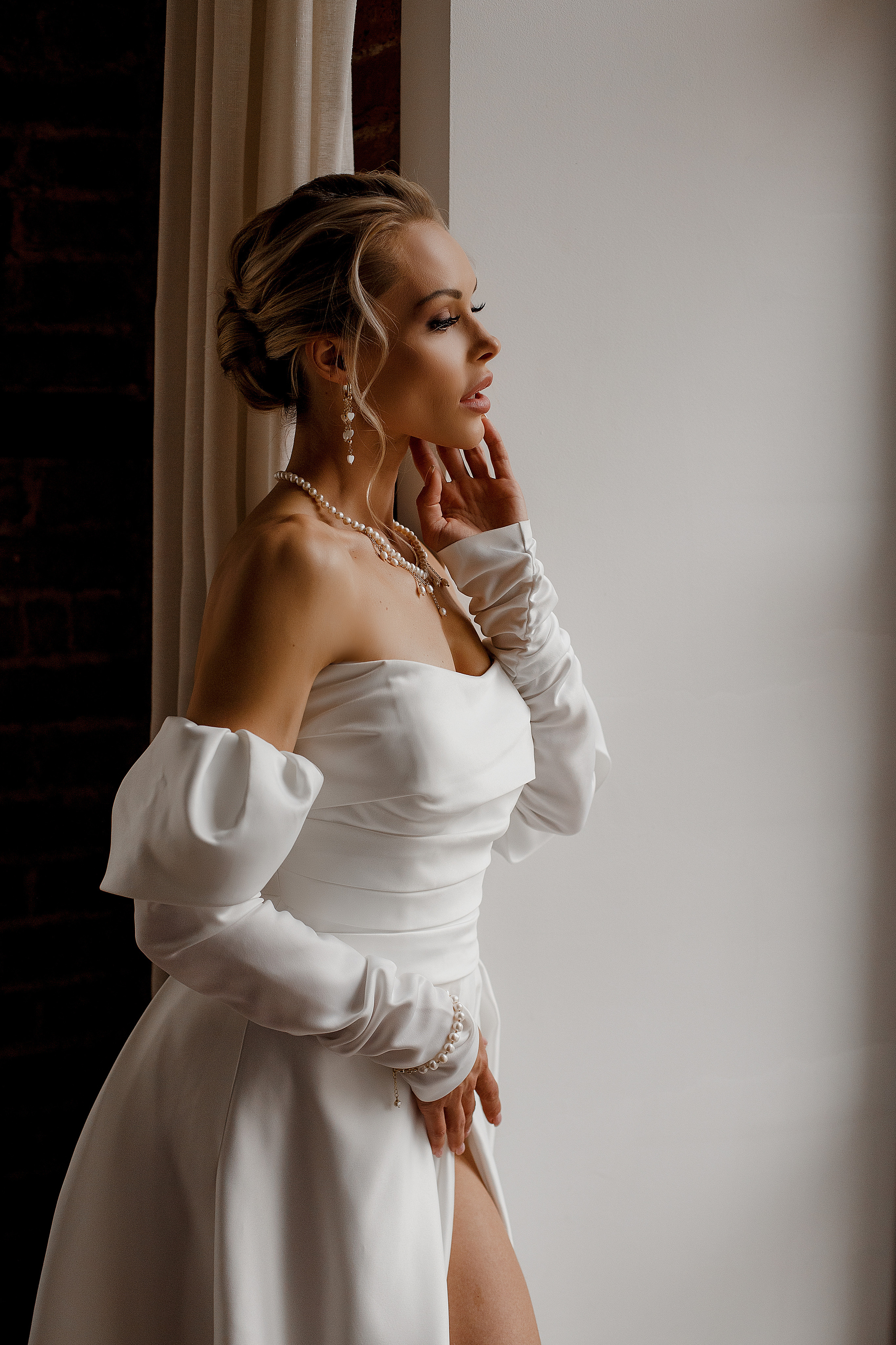 Утро Невесты. сборы в отеле. Свадебный фотограф Санкт-Петербург  Москва