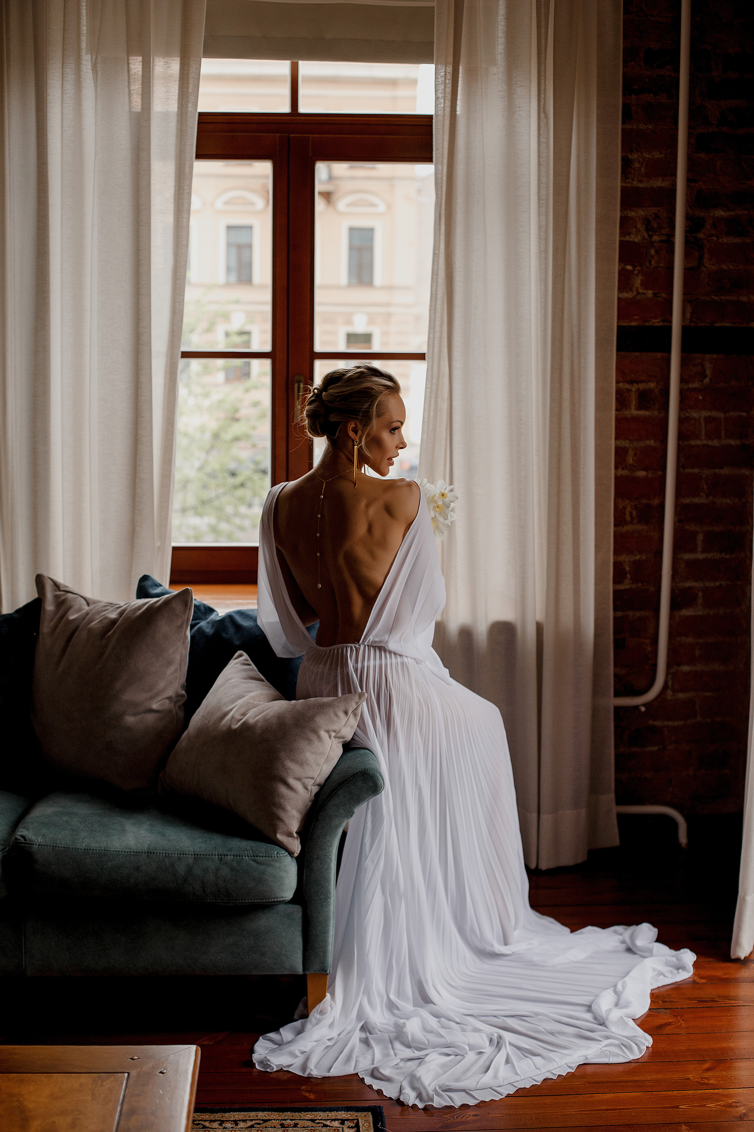 Утро Невесты. сборы в отеле. Свадебный фотограф Санкт-Петербург  Москва