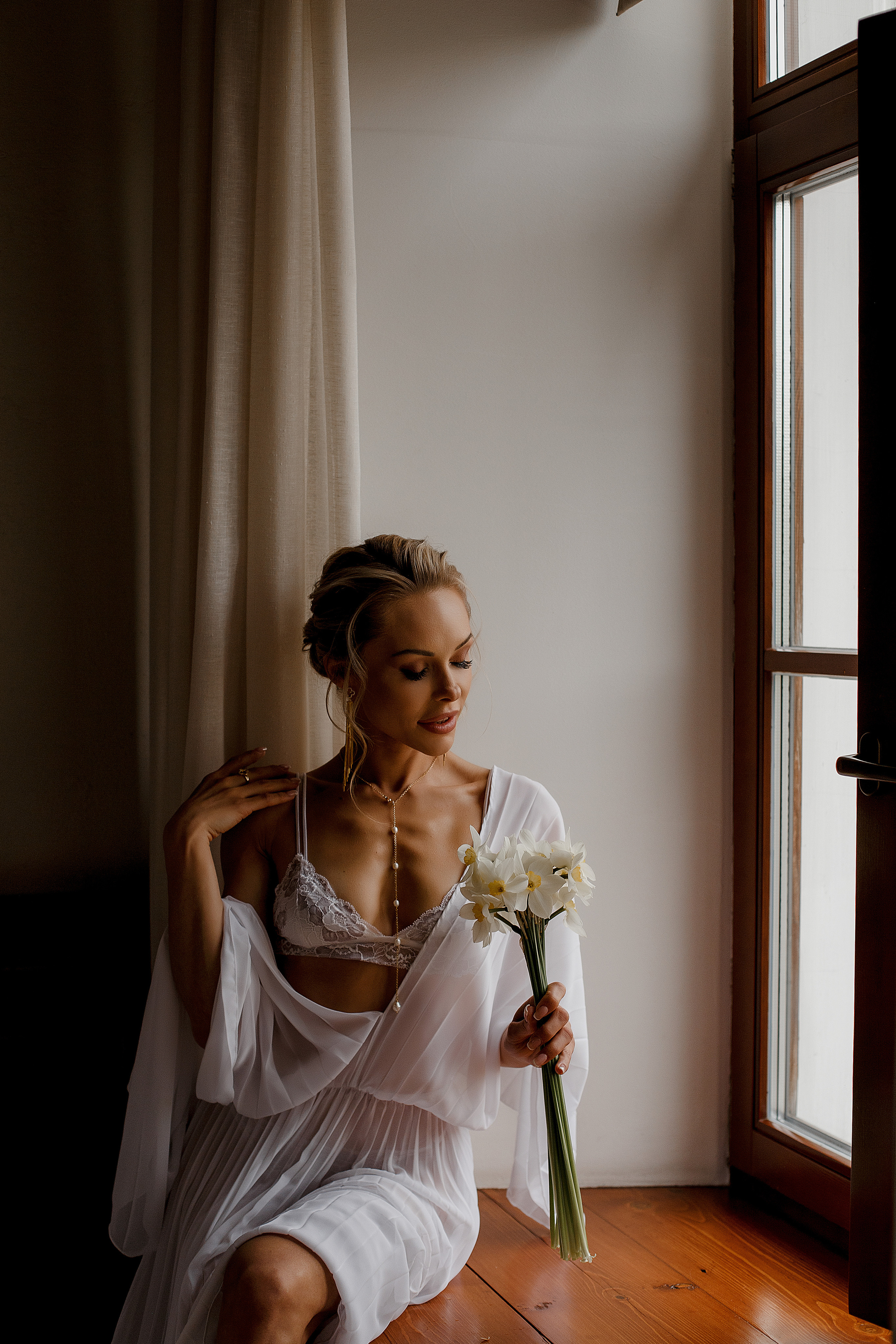 Утро Невесты. сборы в отеле. Свадебный фотограф Санкт-Петербург  Москва