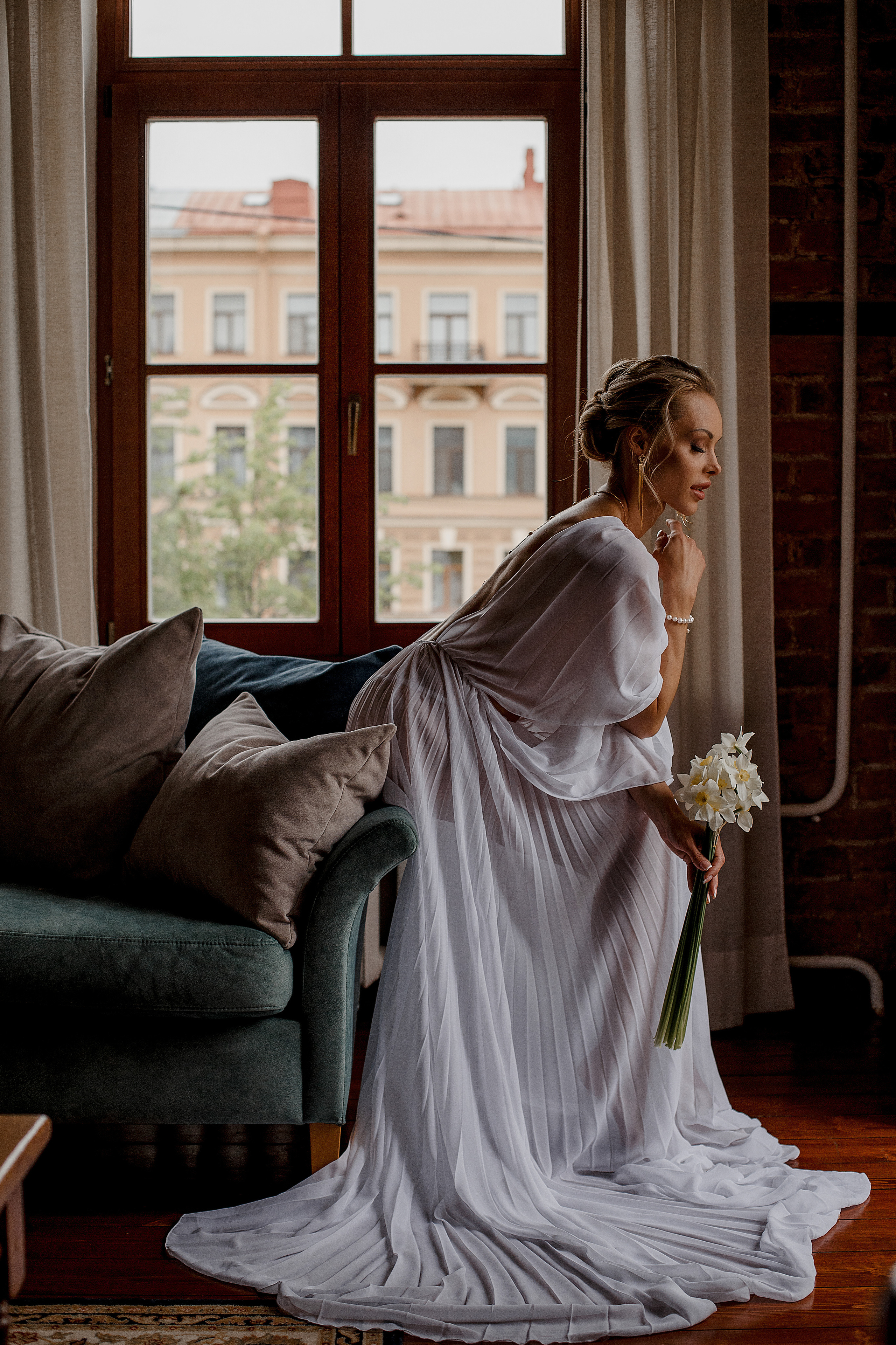 Утро Невесты. сборы в отеле. Свадебный фотограф Санкт-Петербург  Москва